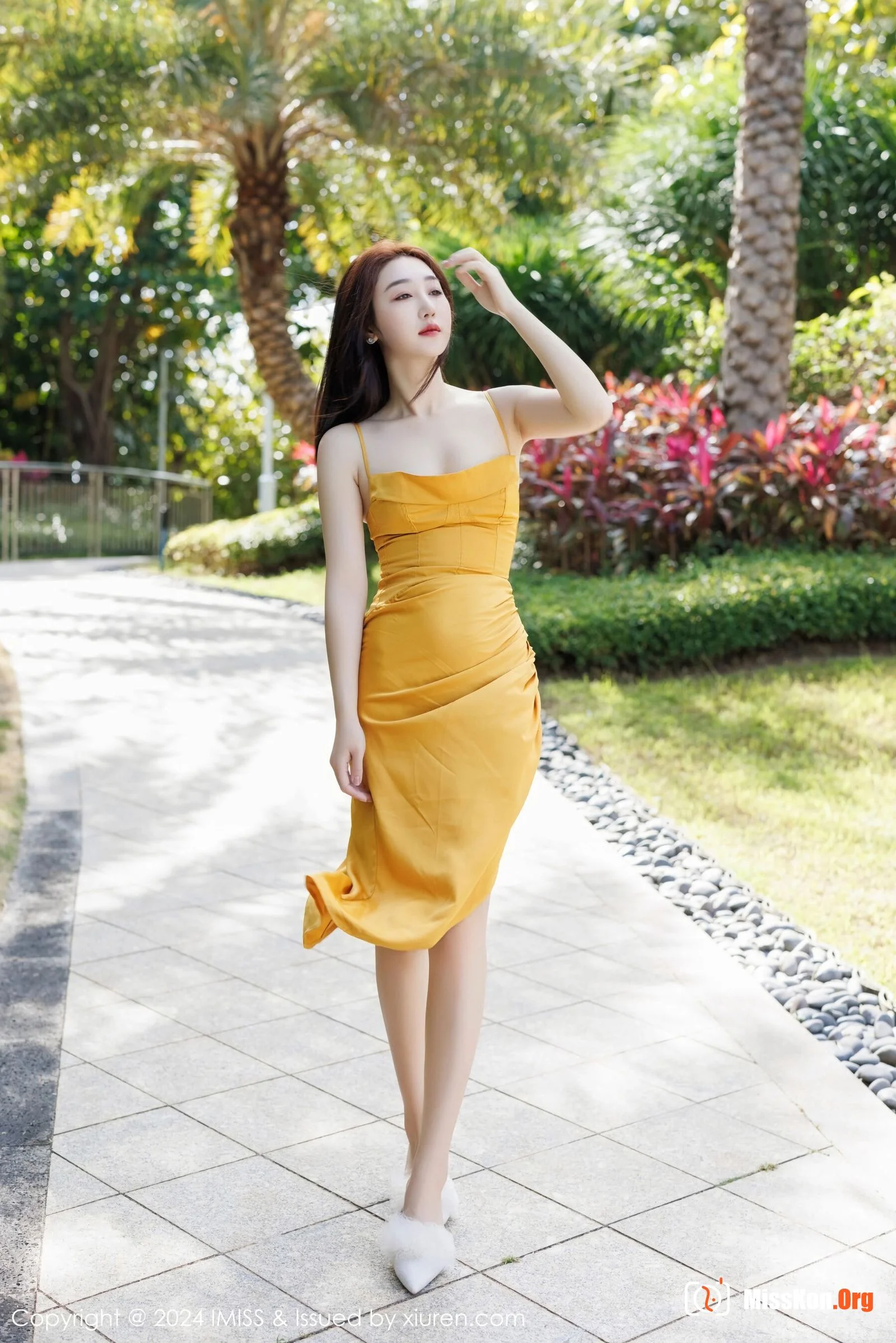 Xiao Jiuyue - Photo 3