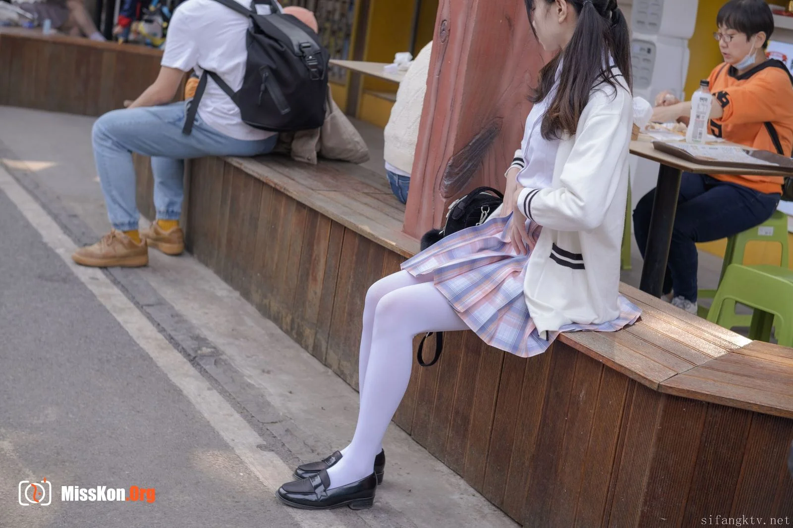 Xiao Qi: OutdoorJK - Photo 17