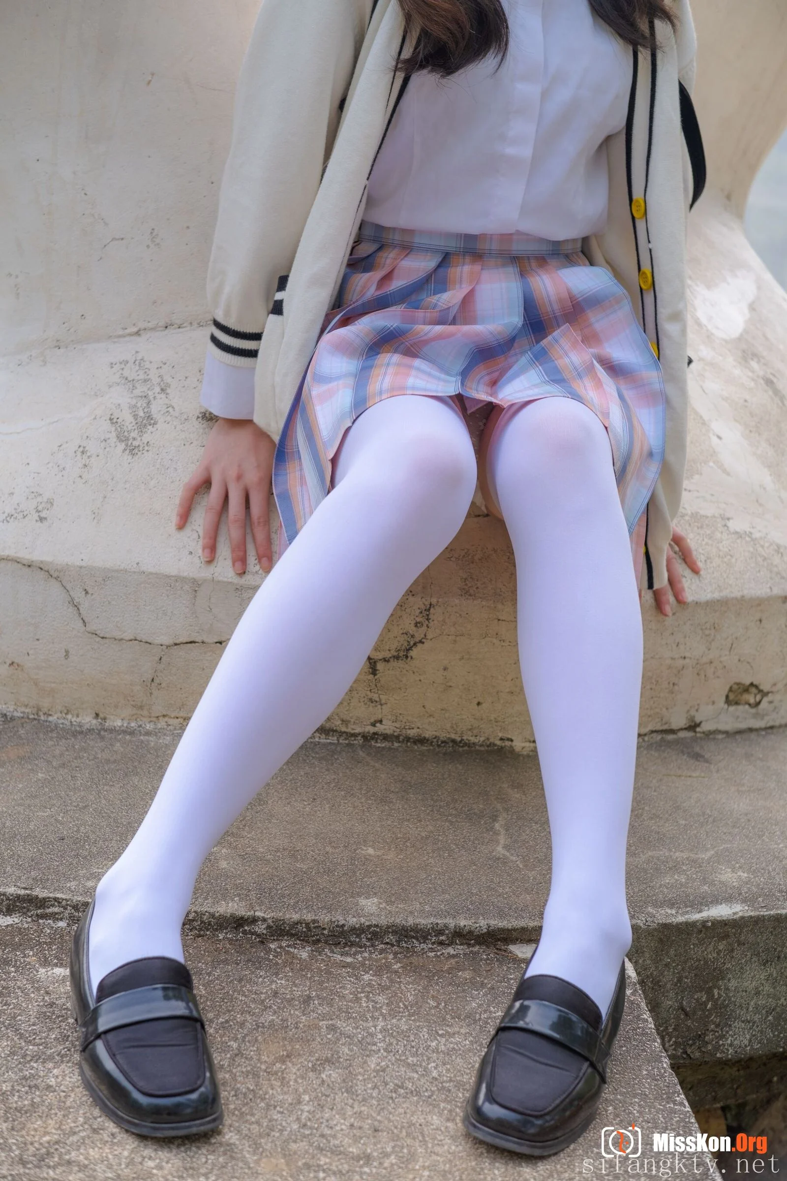 Xiao Qi: OutdoorJK - Photo 6