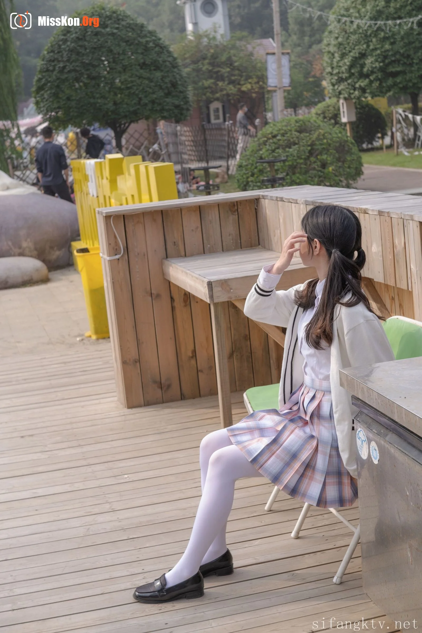 Xiao Qi: OutdoorJK - Photo 9