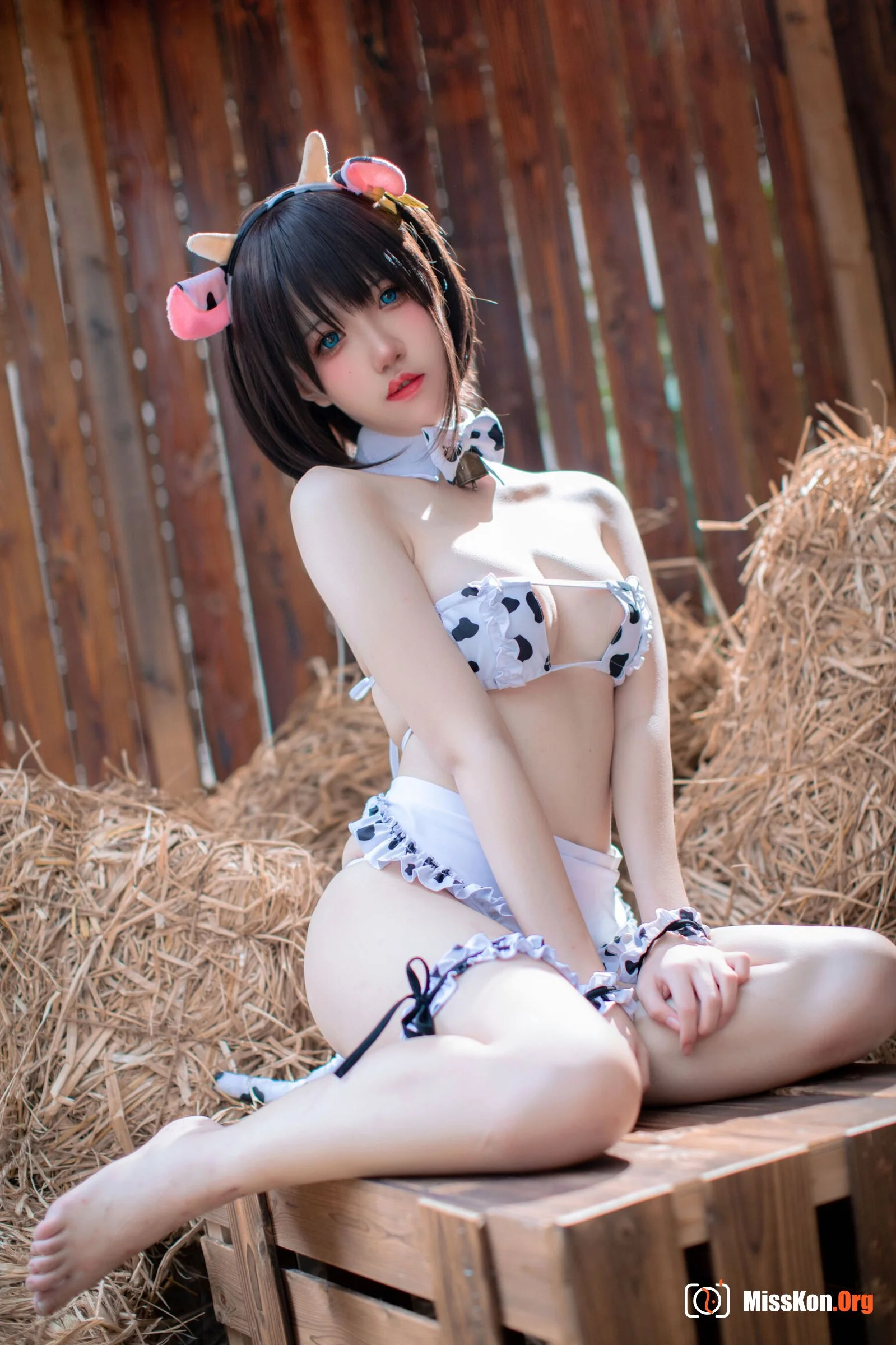 Xiao Xun drinks milk - Photo 8