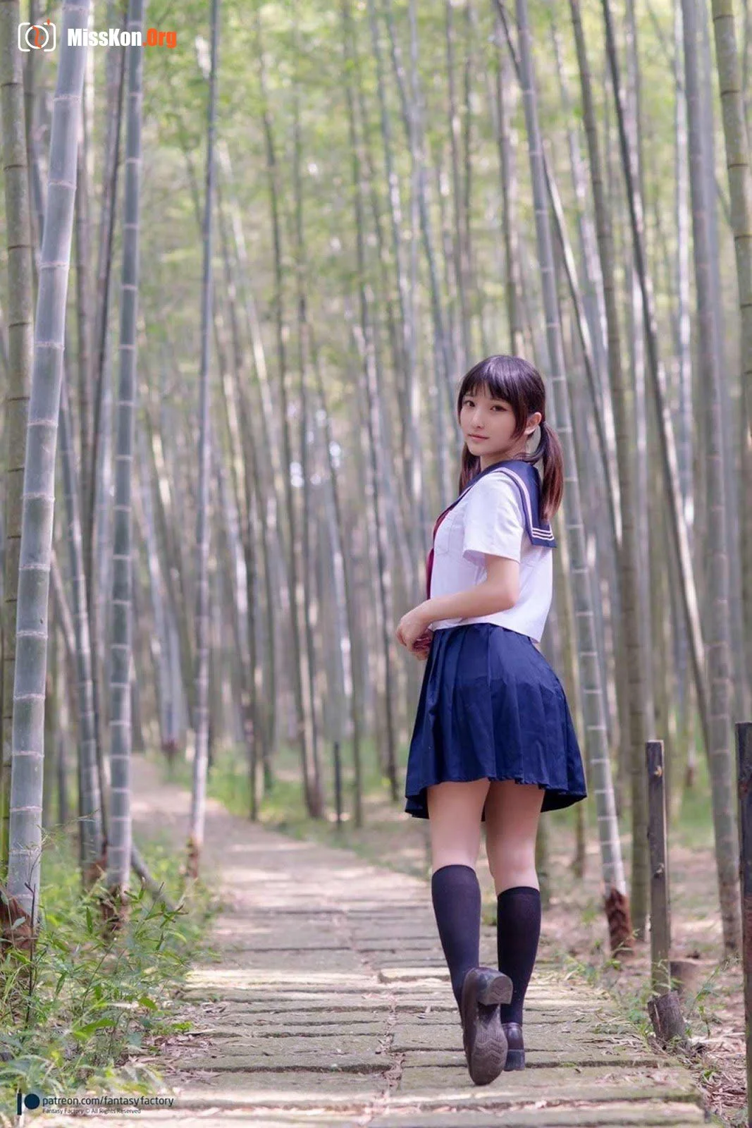 Xiaoding Ding Patreon Outdoor Exposure - Photo 11