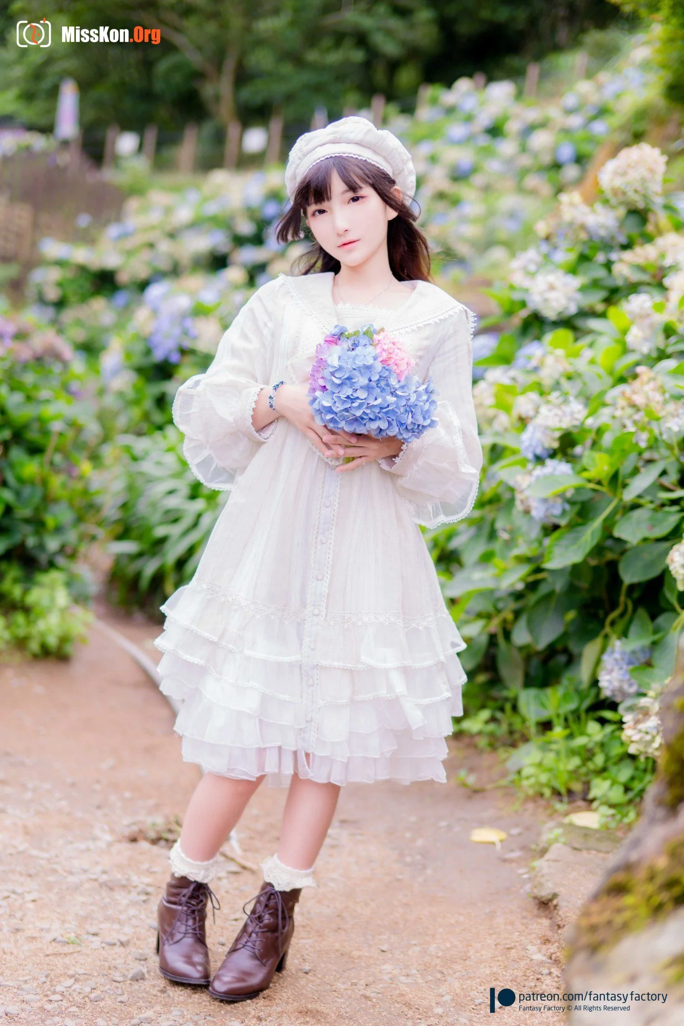 Xiaoding Ding Patreon underwater photo - Photo 56