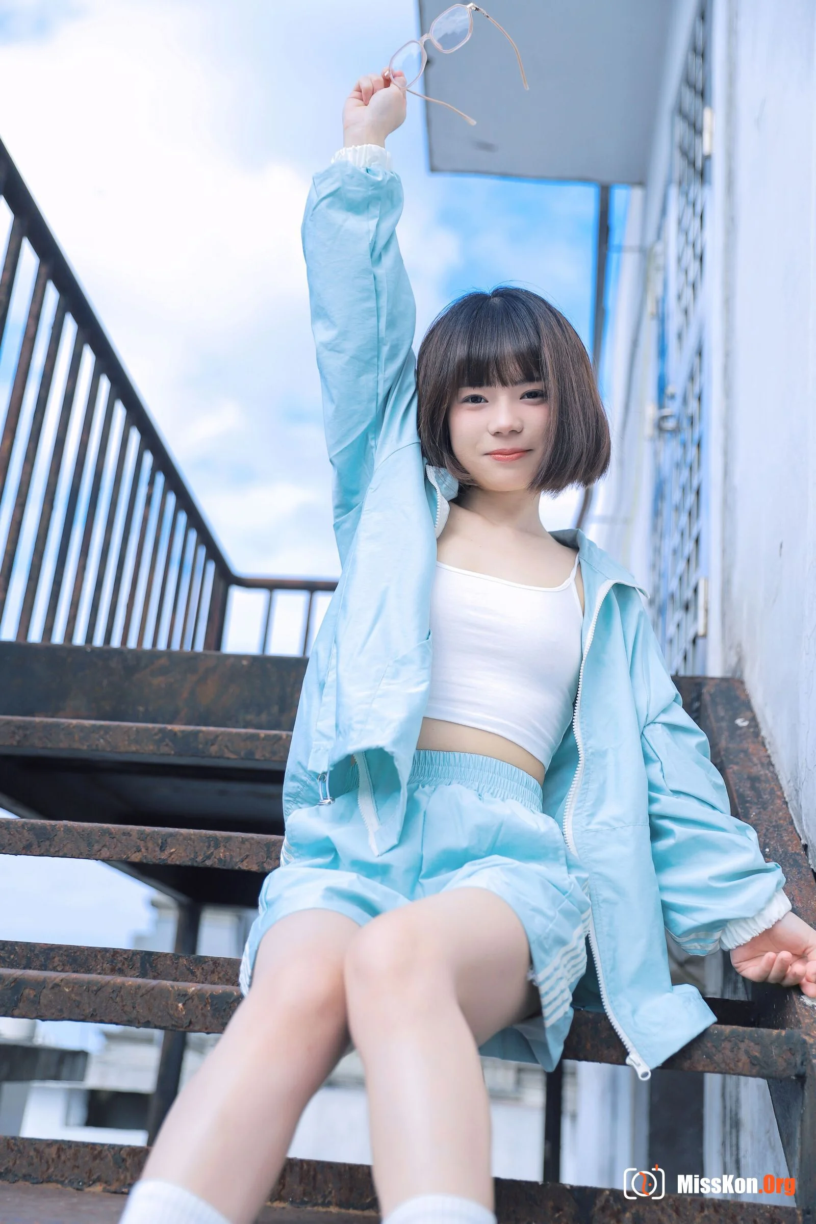 XiaoXiao Cute: Rooftop - Photo 11