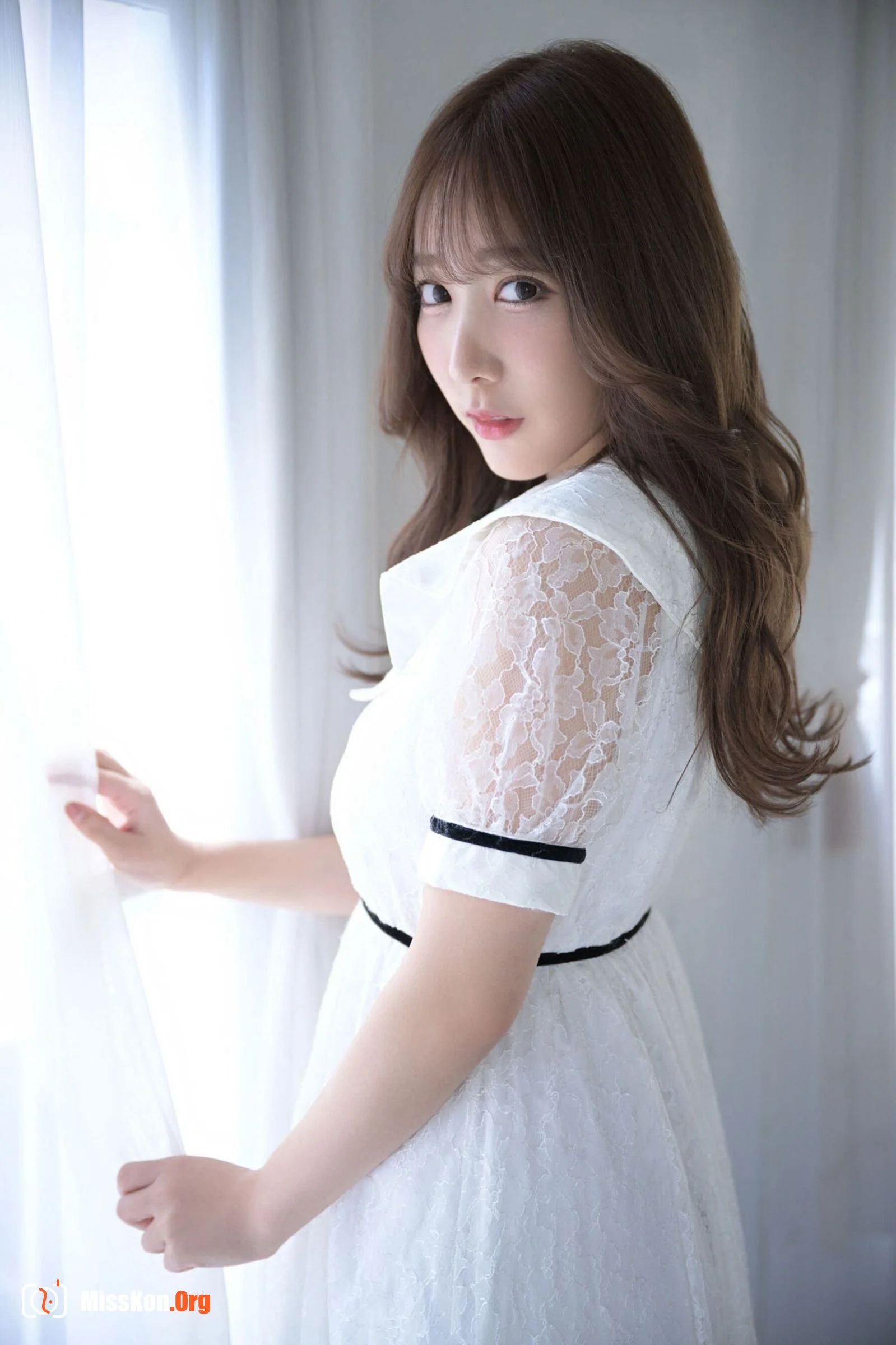 Xiaoxiao Hu Nan: Tonight's Moon is H Vol.1 - Photo 2