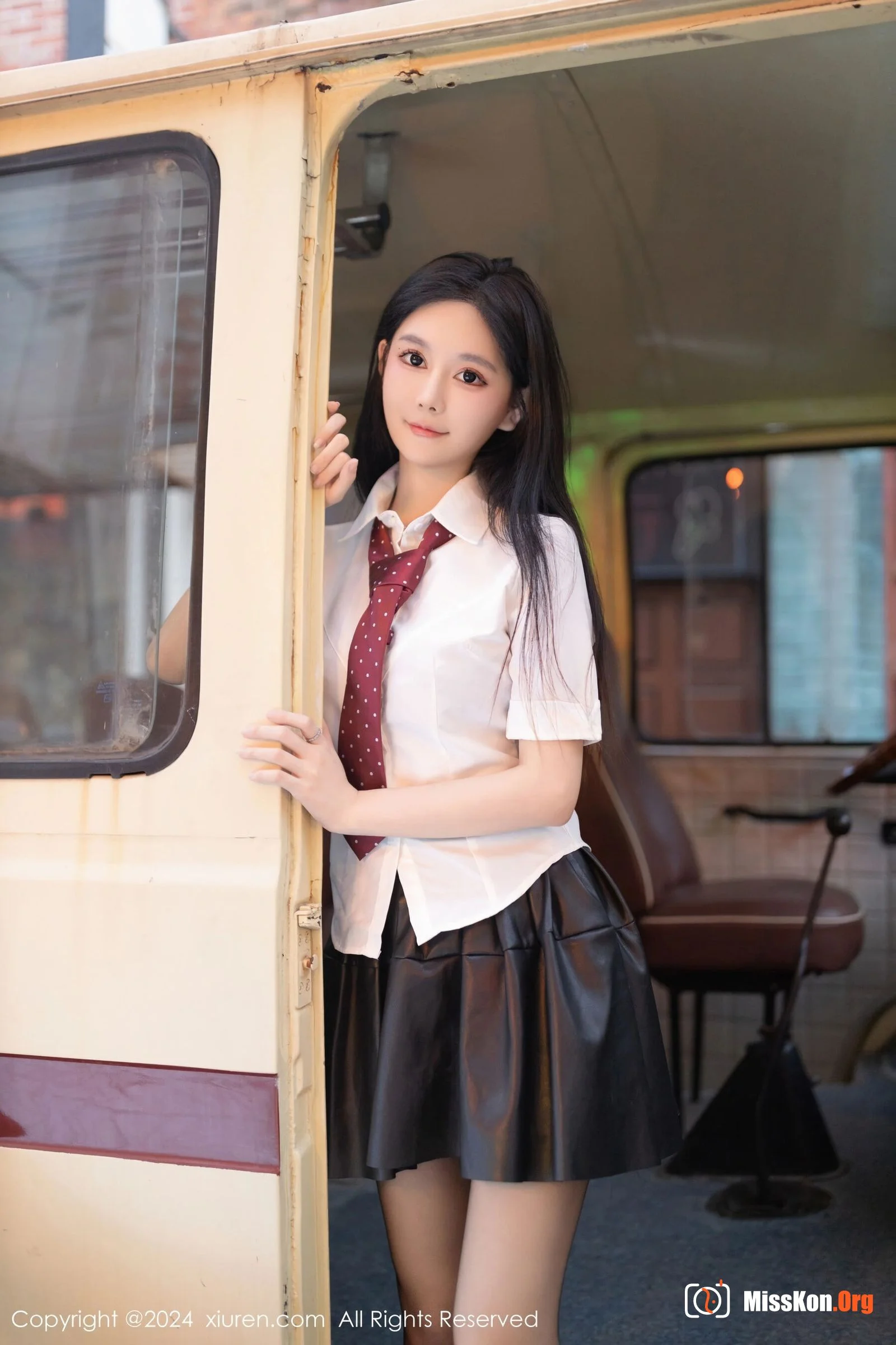 Xie Xiaoen - Photo 6