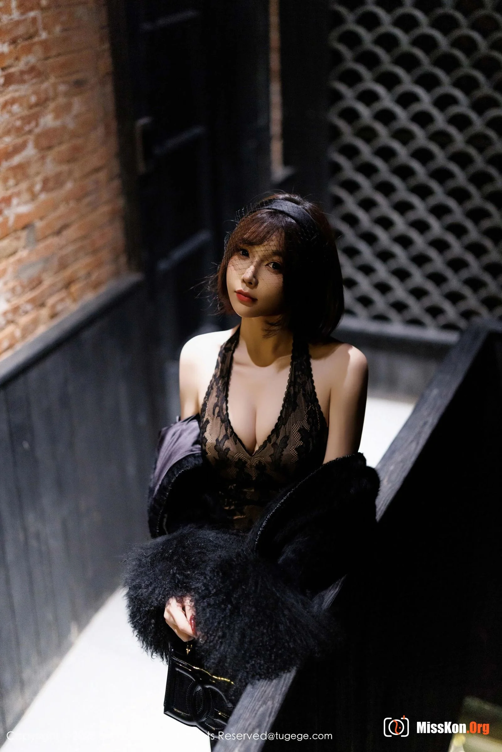 Xu Lizhi Booty - Photo 9