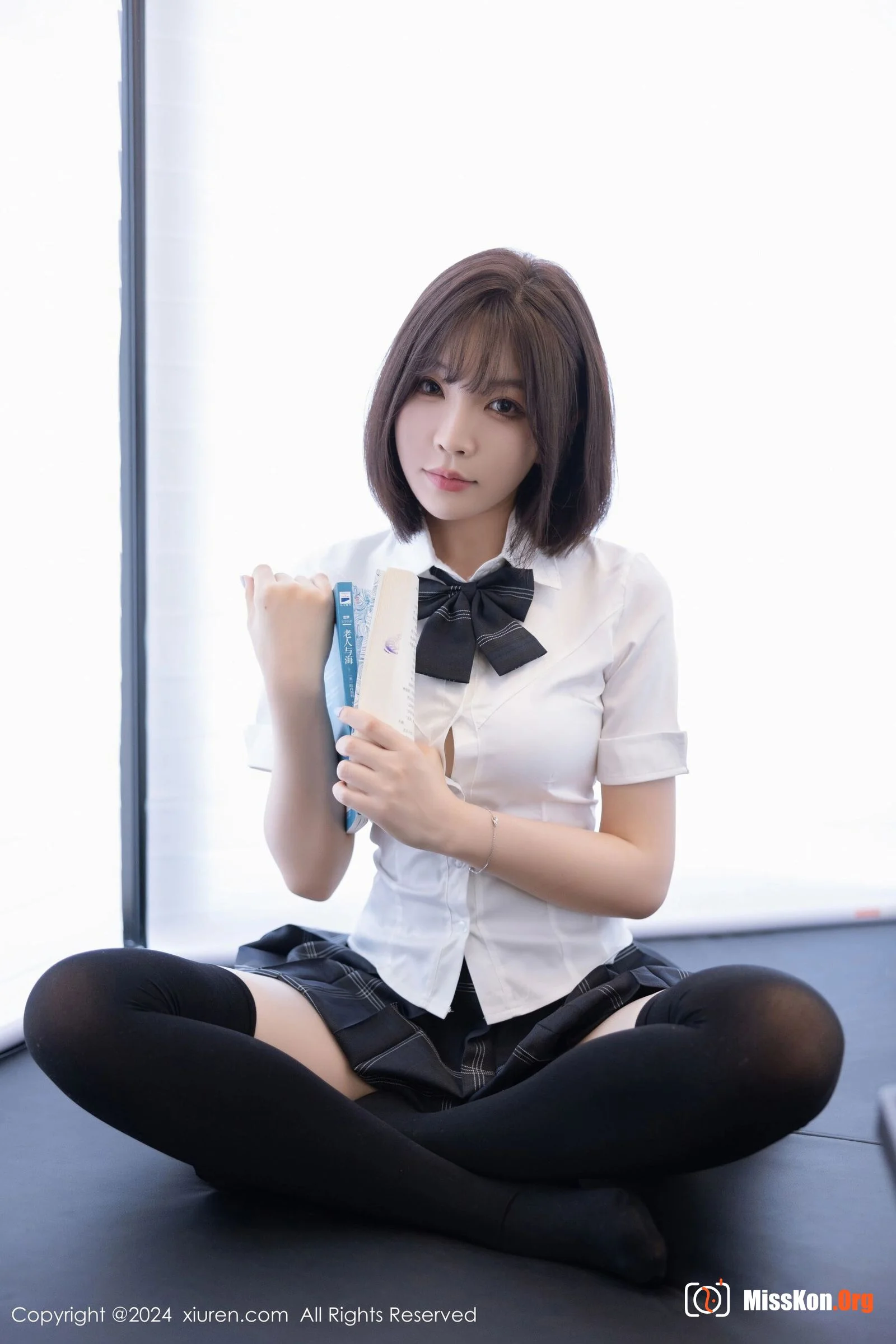 Xu Lizhi Booty - Photo 15
