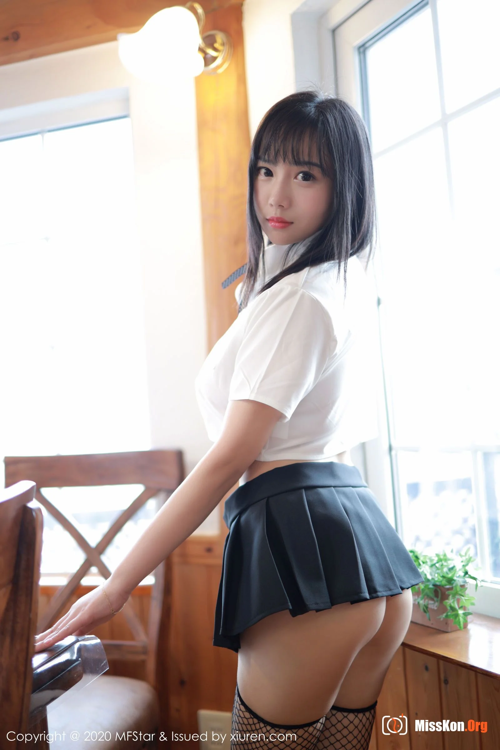Xu Wei Wei - Photo 2
