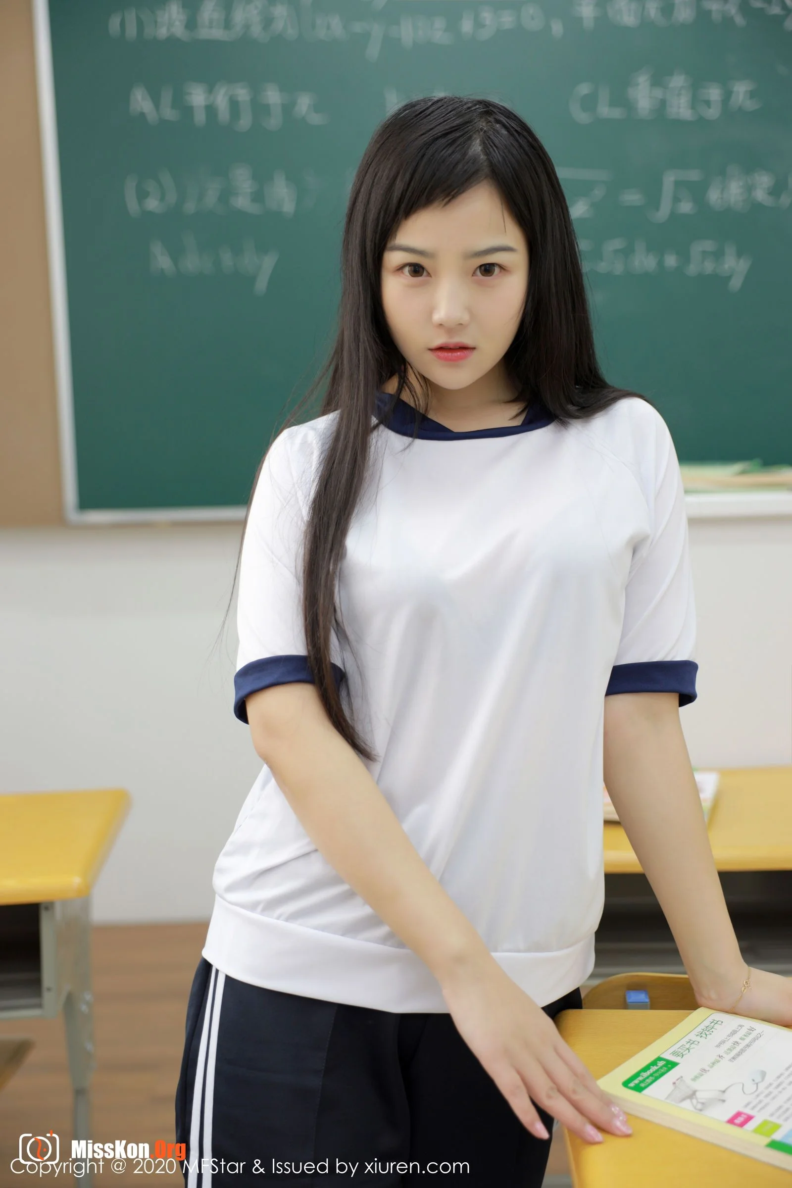 Xu Wei Wei - Photo 46