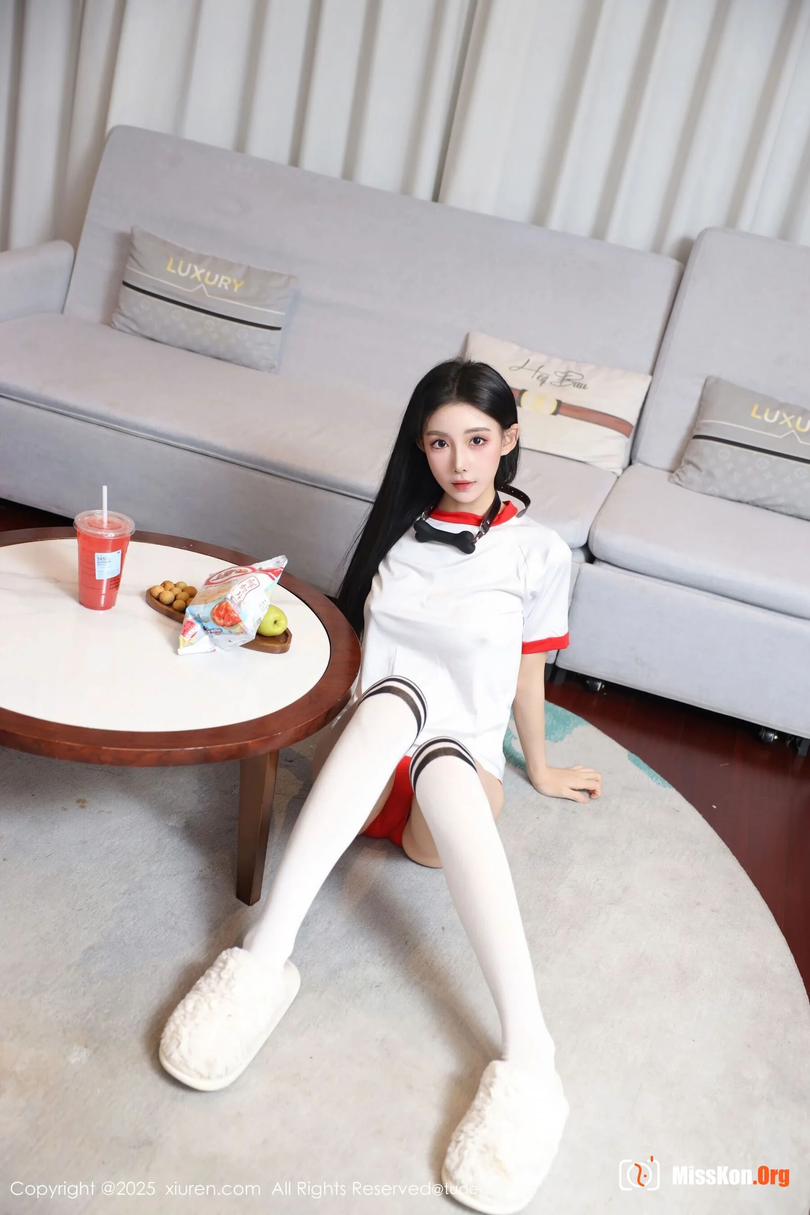 Xu Weiwei - Photo 2