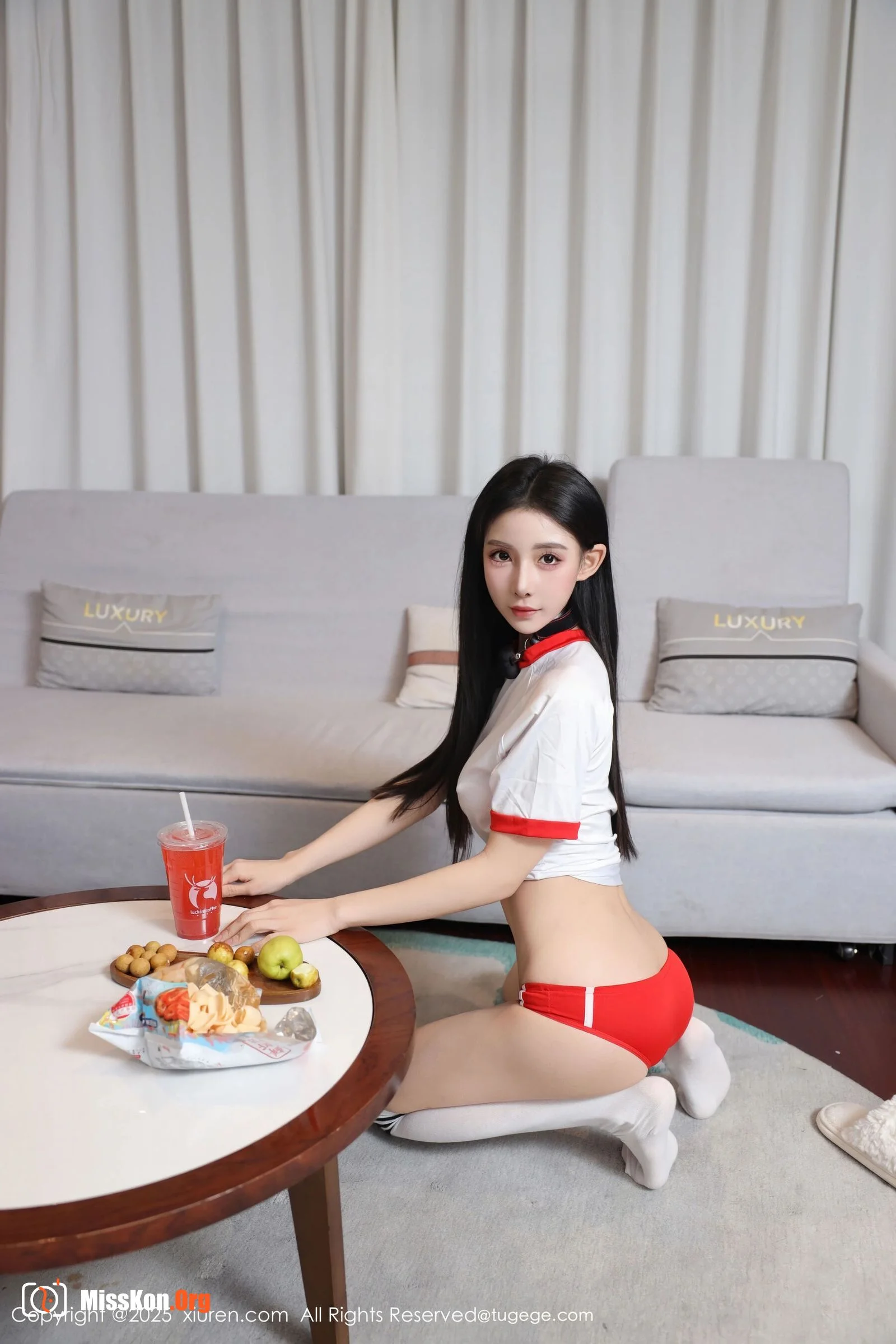 Xu Weiwei - Photo 36
