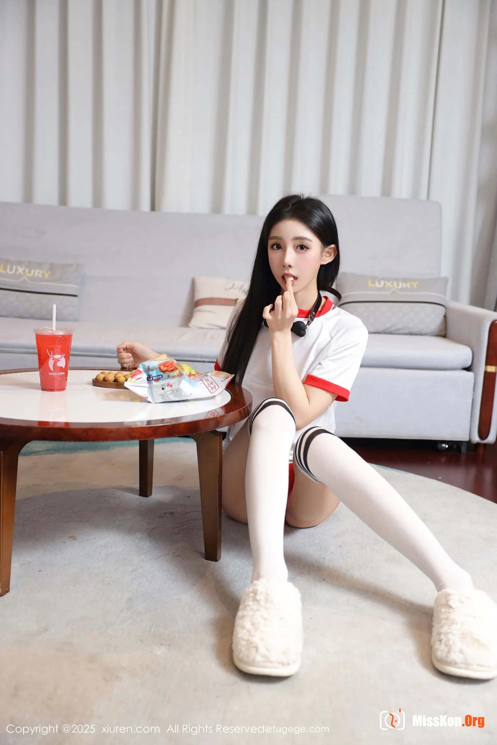 Xu Weiwei - Photo 8