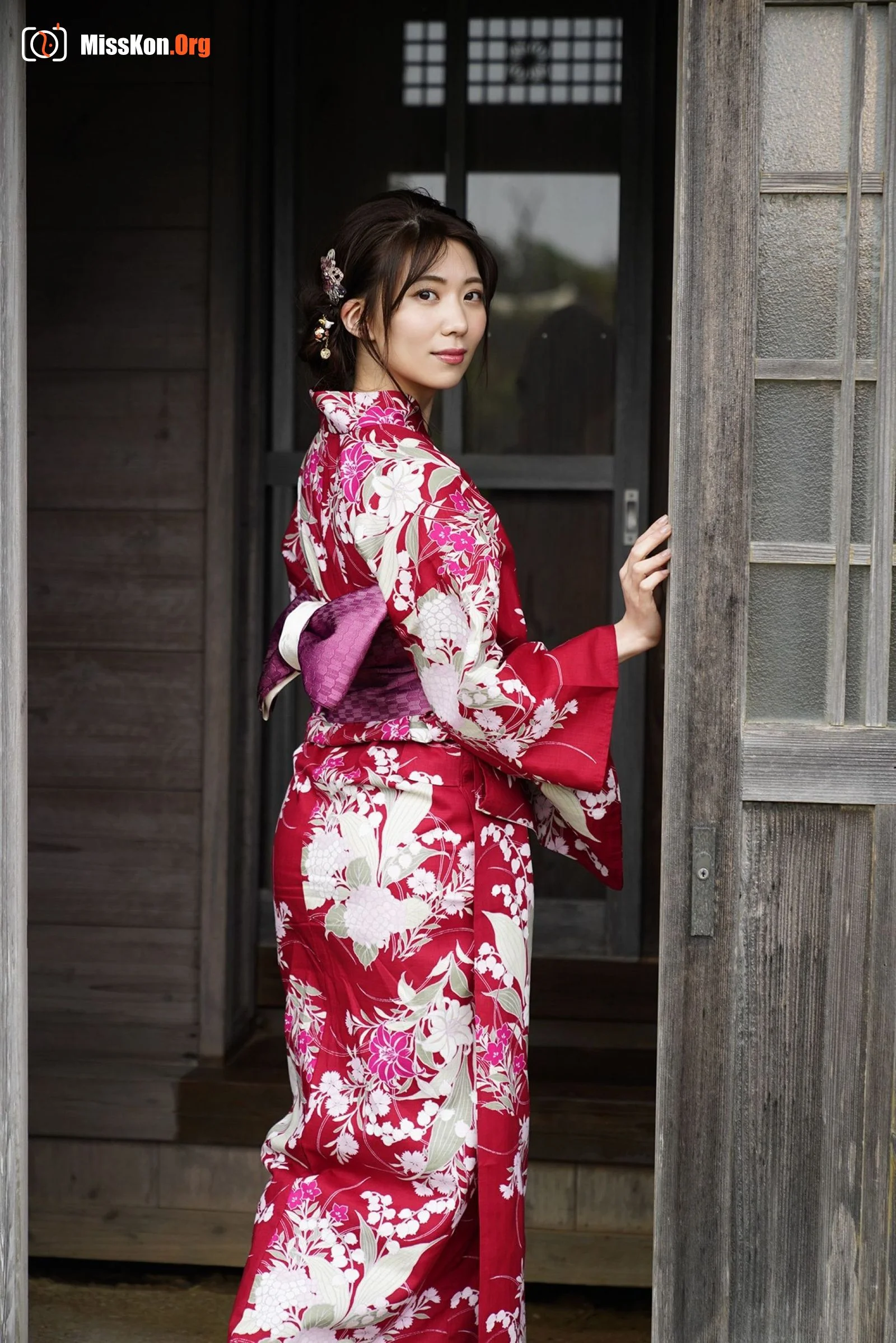 Yamagishi Aika: Embrace... Flowers and Meet - Final Chapter - Photo 3