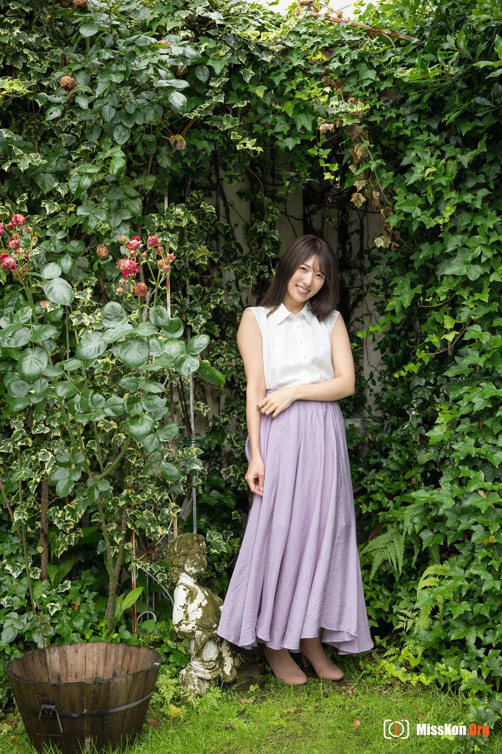 Yamagishi Aika: Flowers and beauty - Photo 3