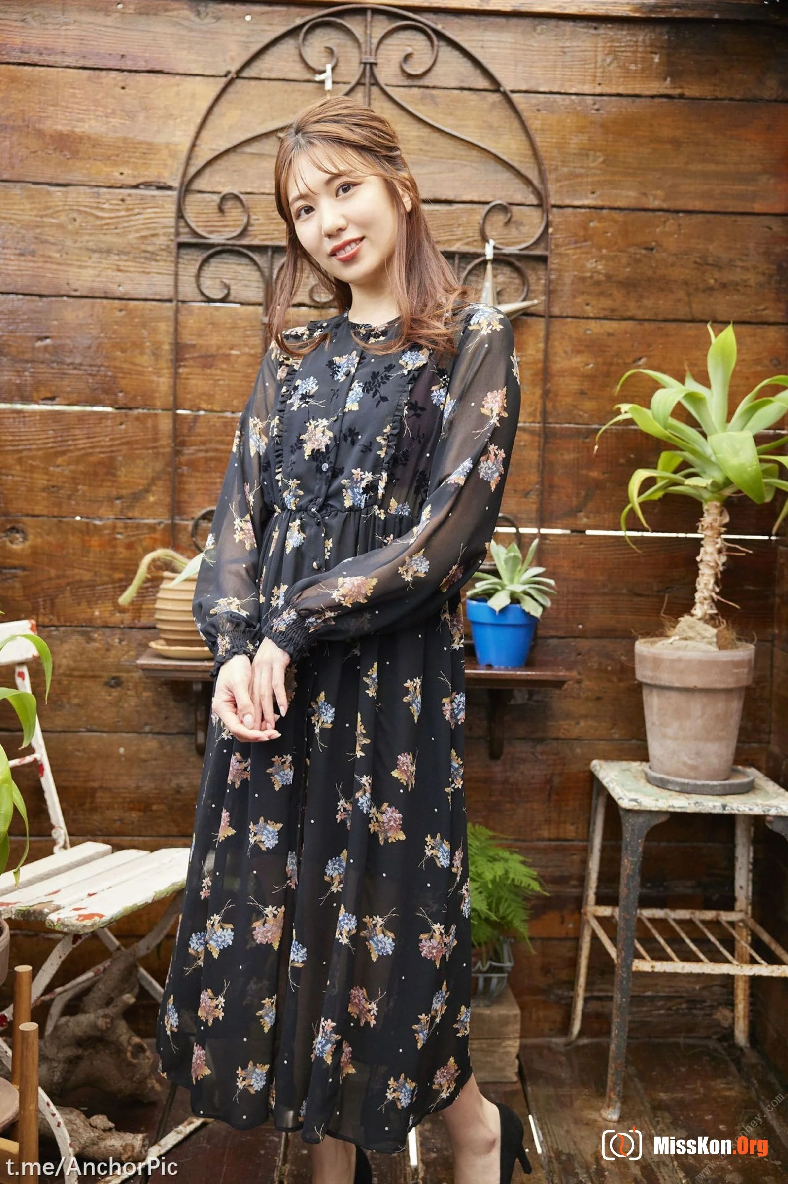 Yamagishi Aika: Red Rose - Photo 20