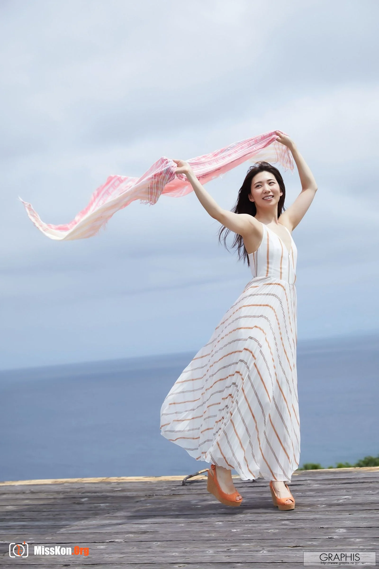 Yamagishi Aika: Reflection - Photo 3