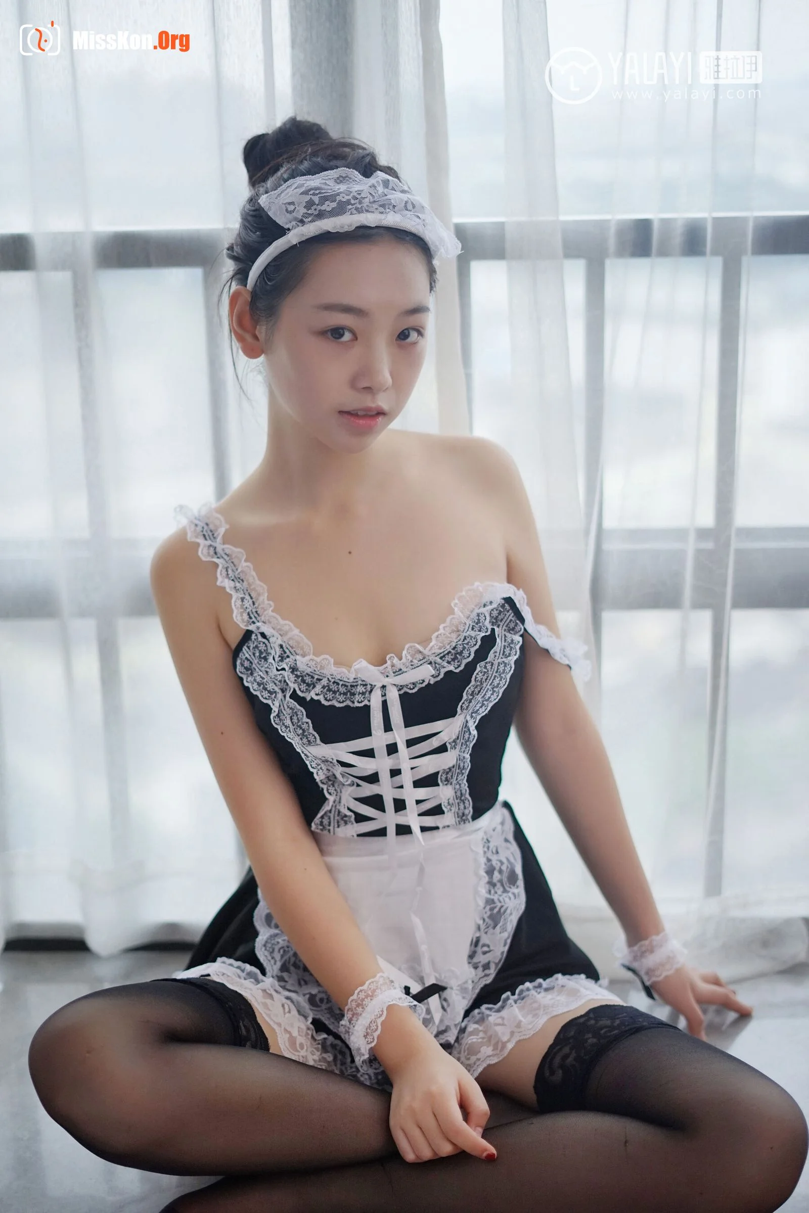 Yan Bingbing: Maid - Photo 15