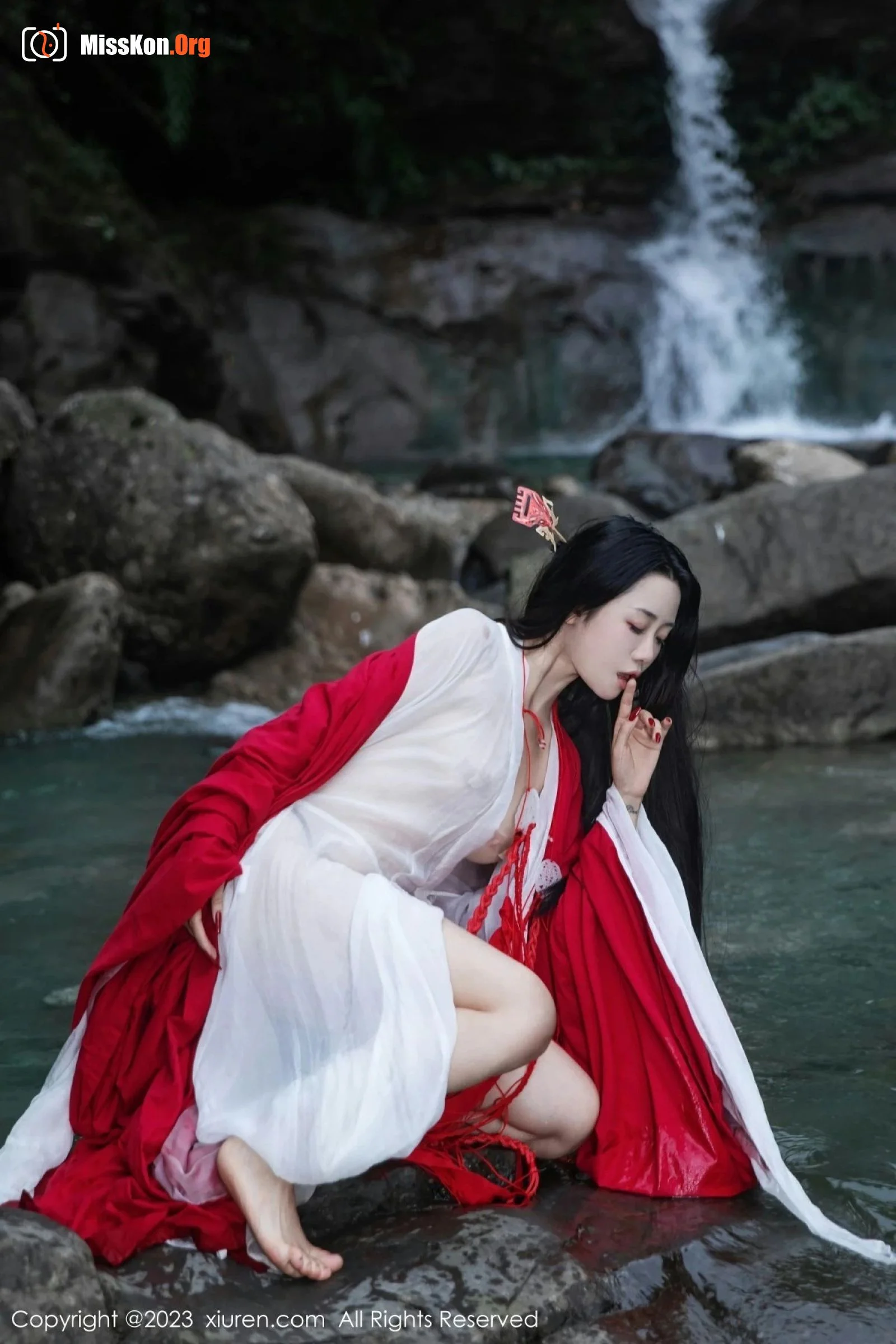 Yan Liya - Photo 14