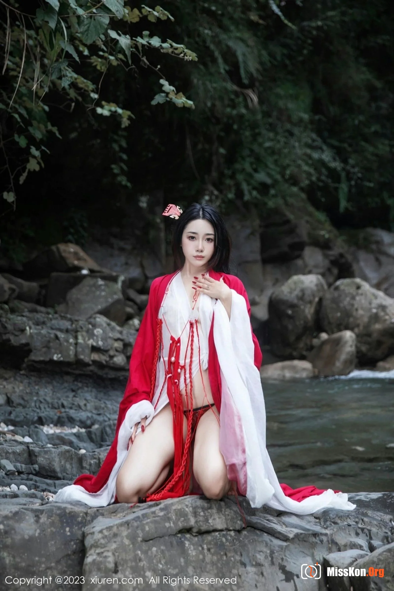 Yan Liya - Photo 24