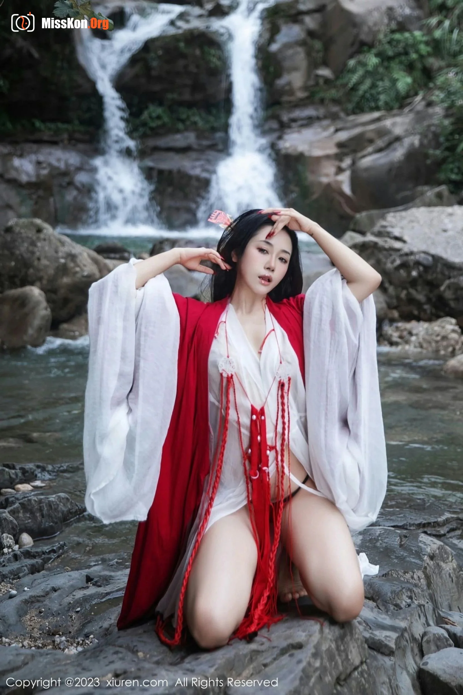 Yan Liya - Photo 26