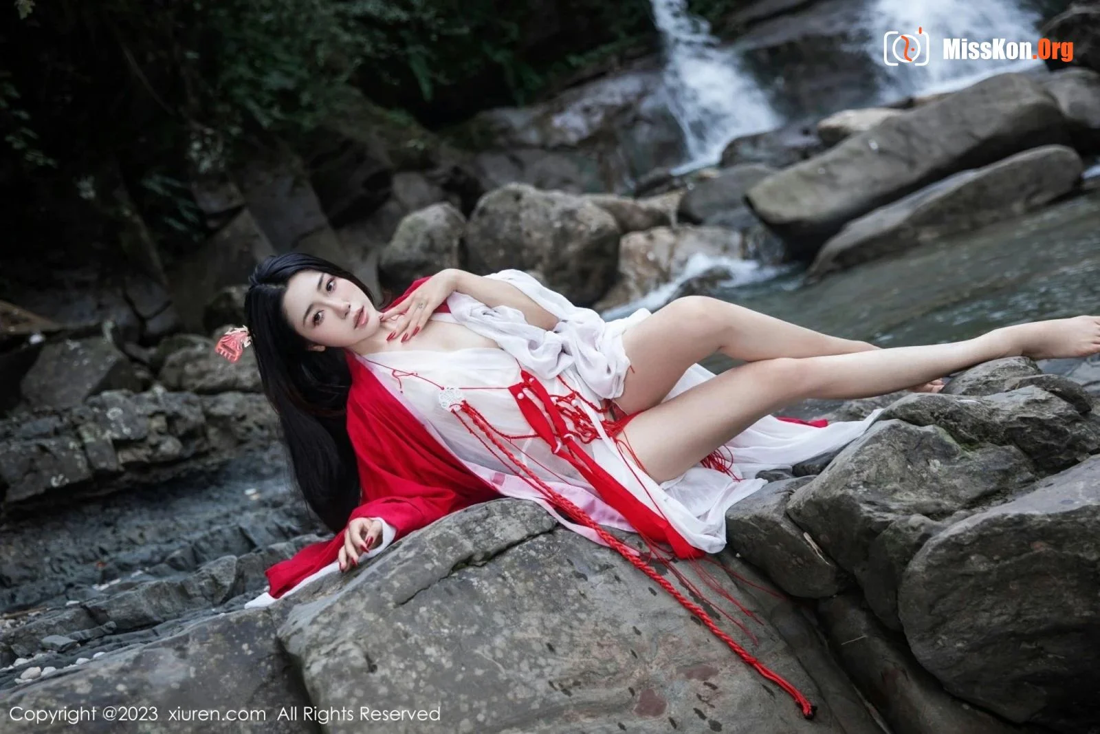 Yan Liya - Photo 30