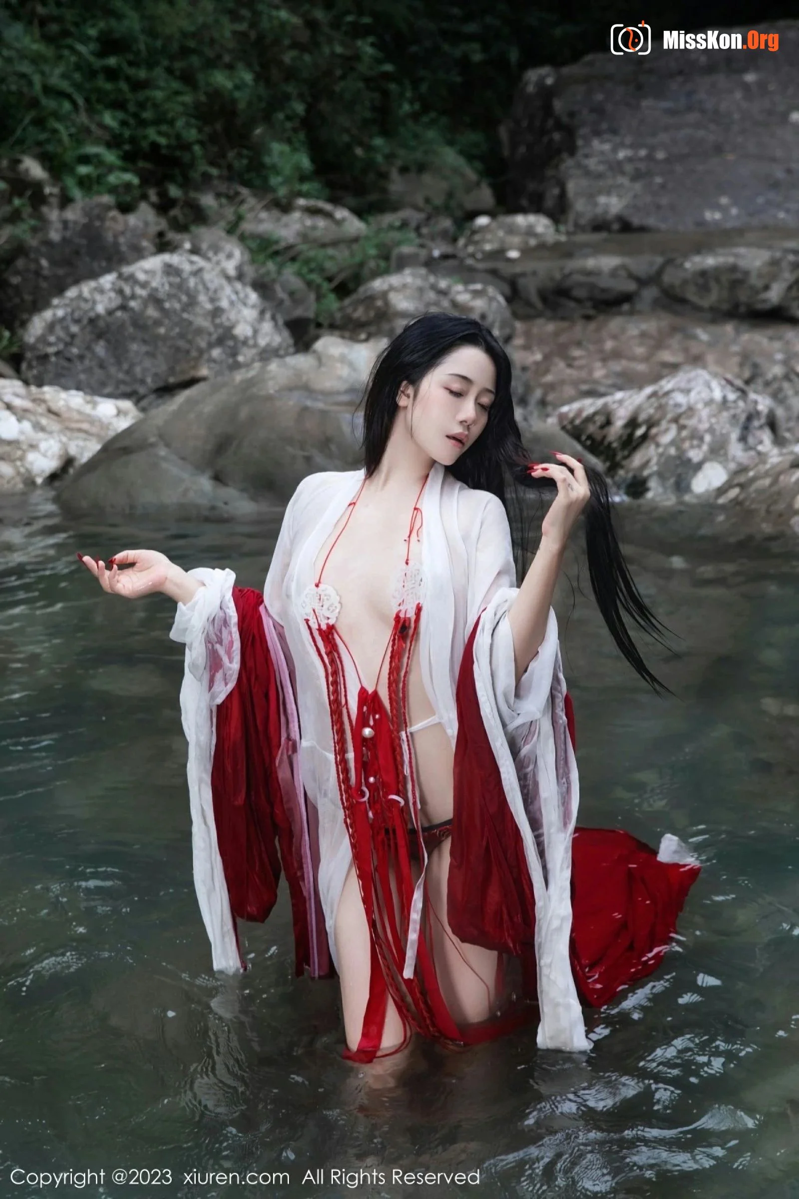 Yan Liya - Photo 35