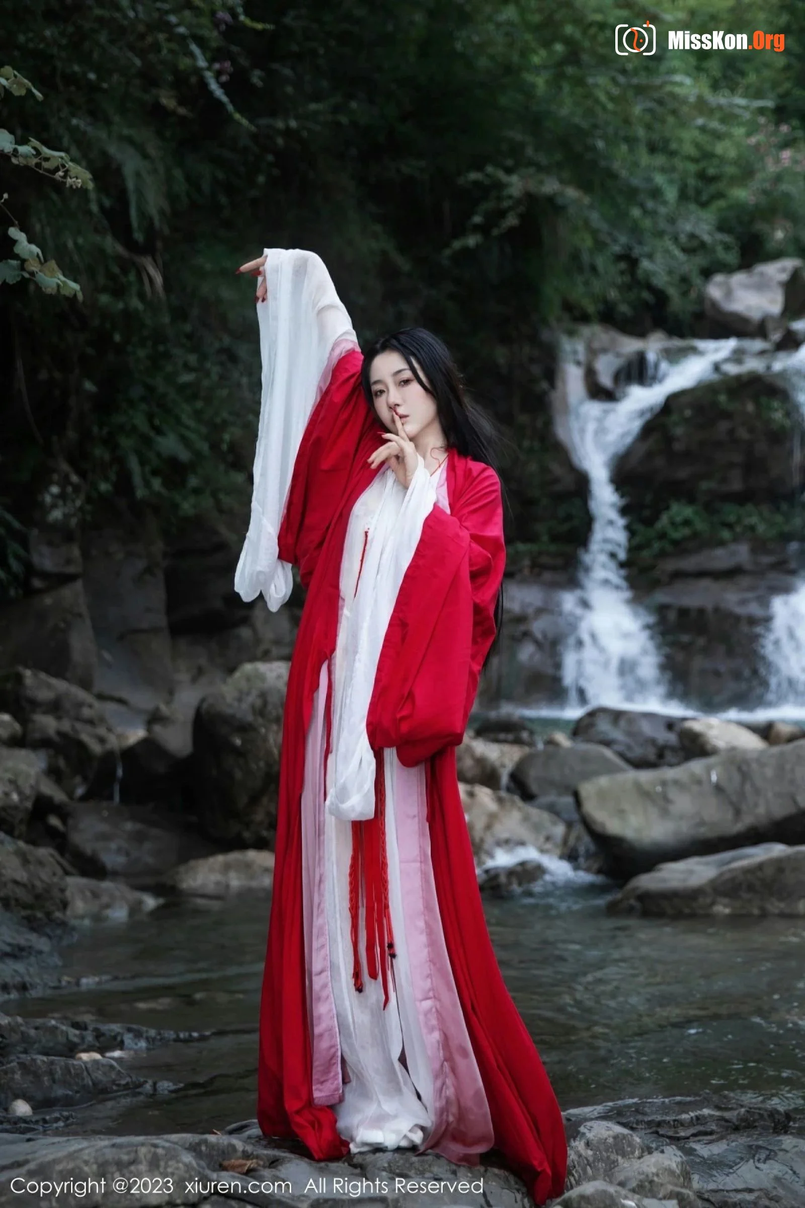 Yan Liya - Photo 6