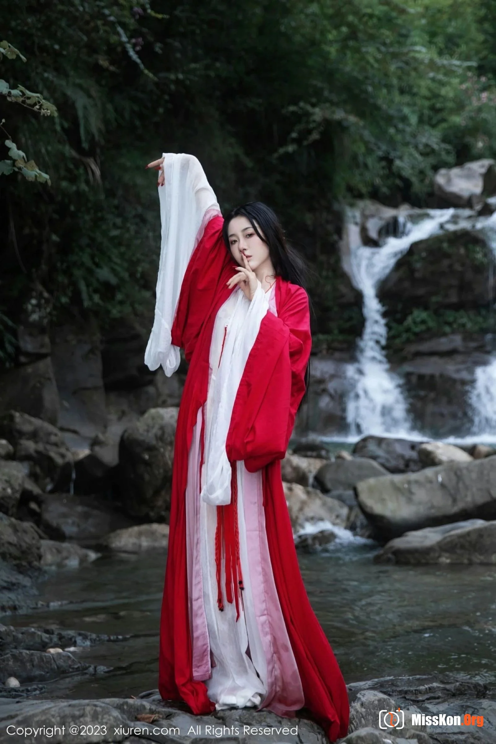 Yan Liya - Photo 9