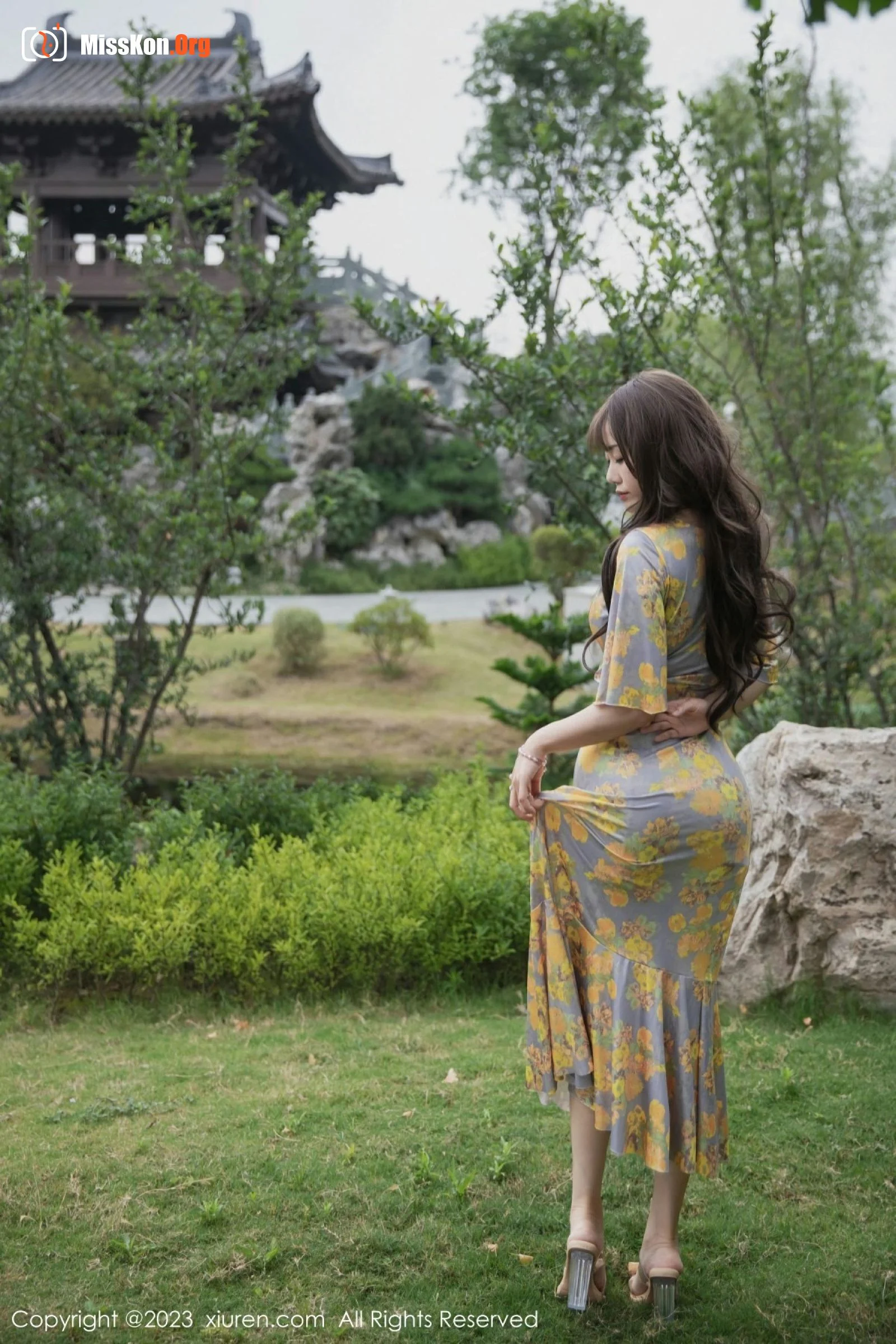 Yan Liya - Photo 24