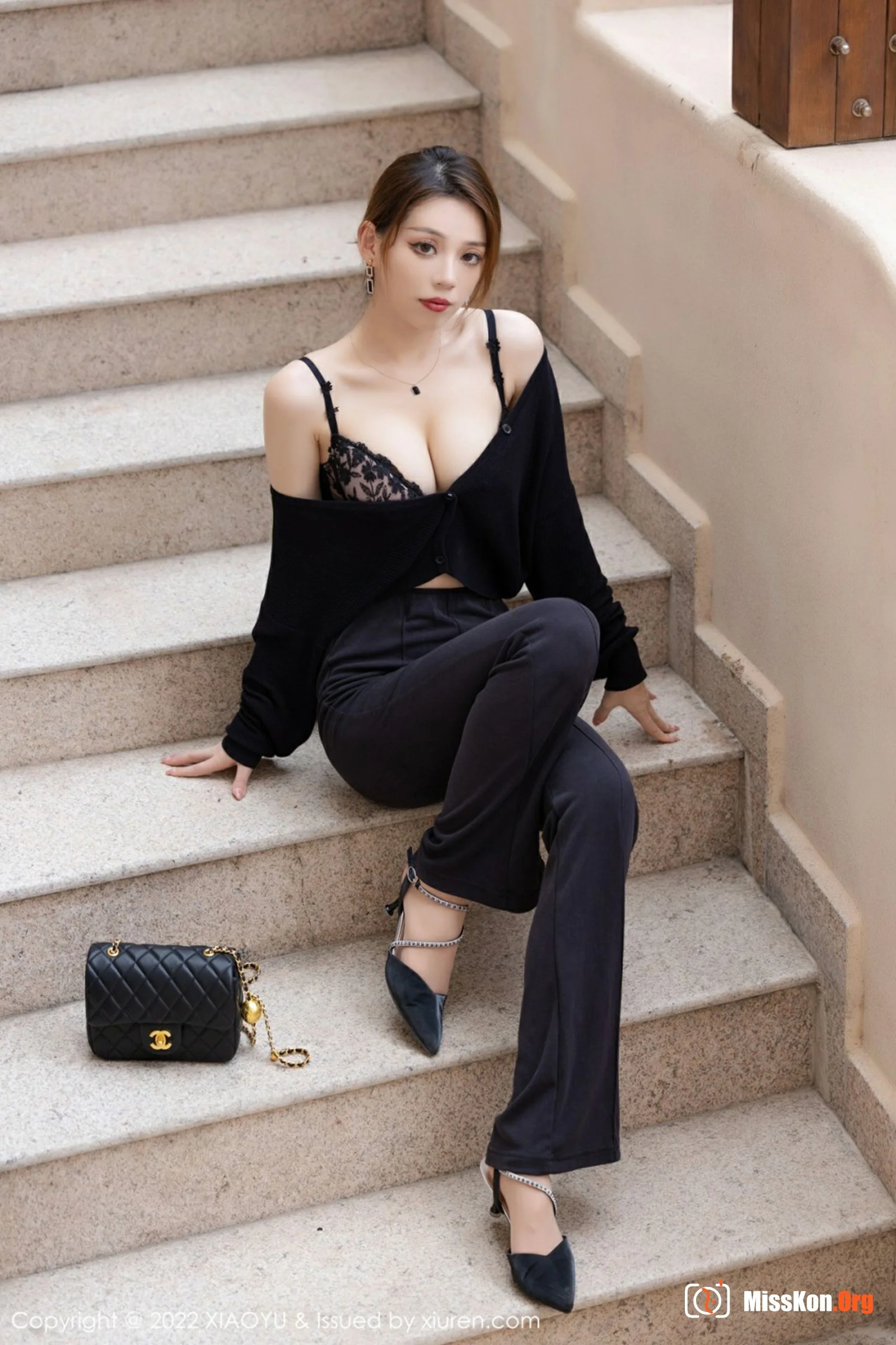 Yan Mo - Photo 11