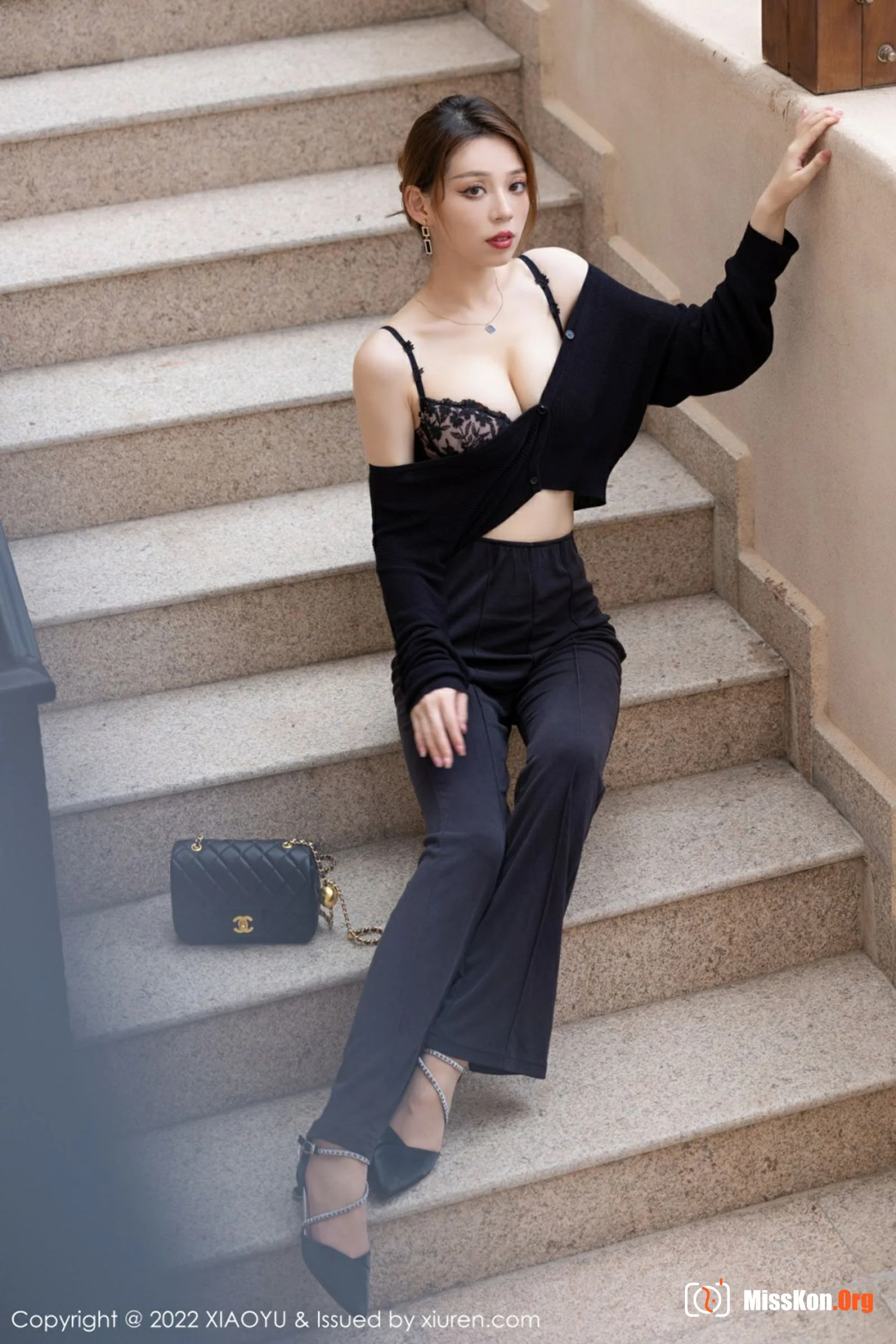 Yan Mo - Photo 16