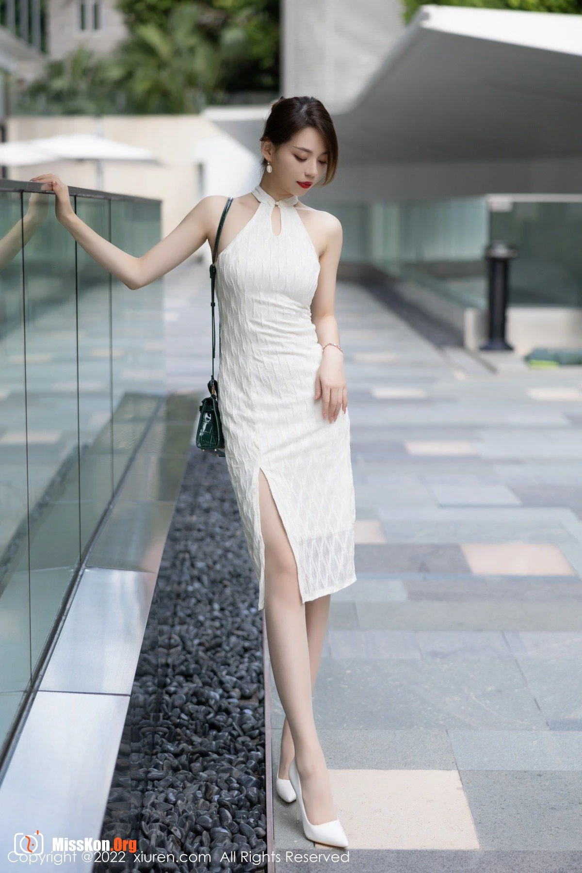 Yan Mo - Photo 3