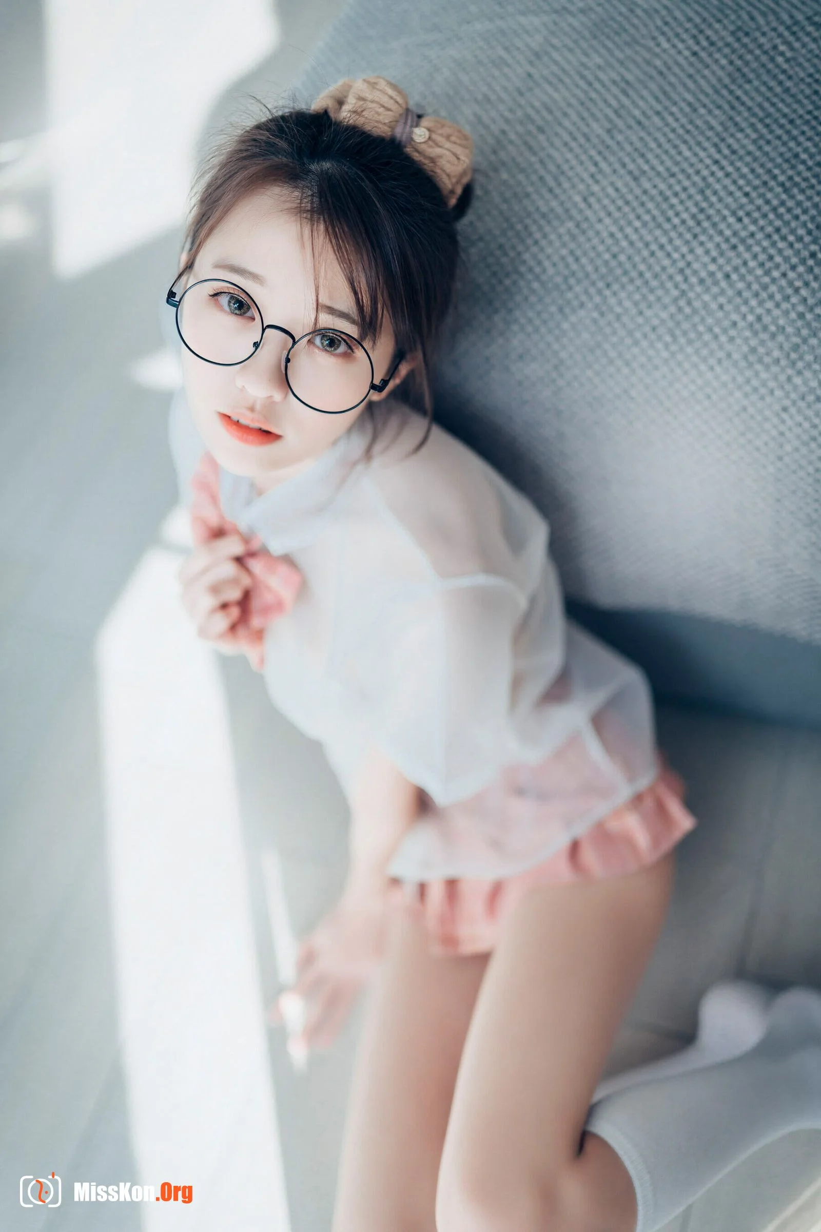 Yan Yan: Angel - Girl in trasmart uniform with glasses - Photo 10