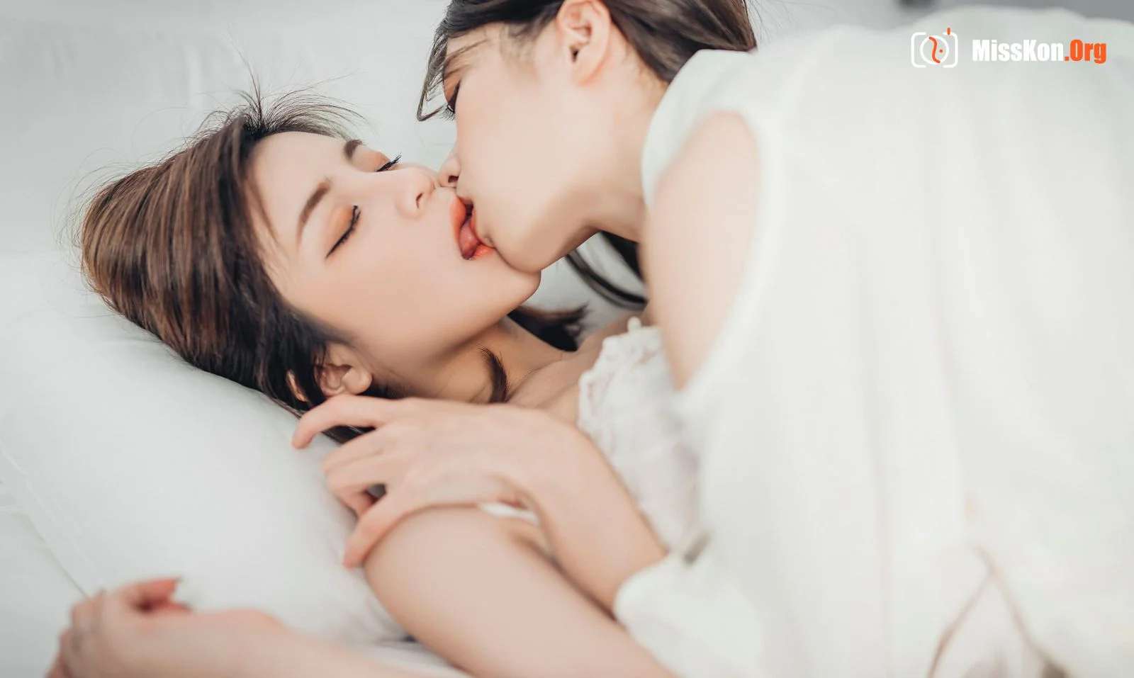 Yan Yan: Double 2 - Photo 30