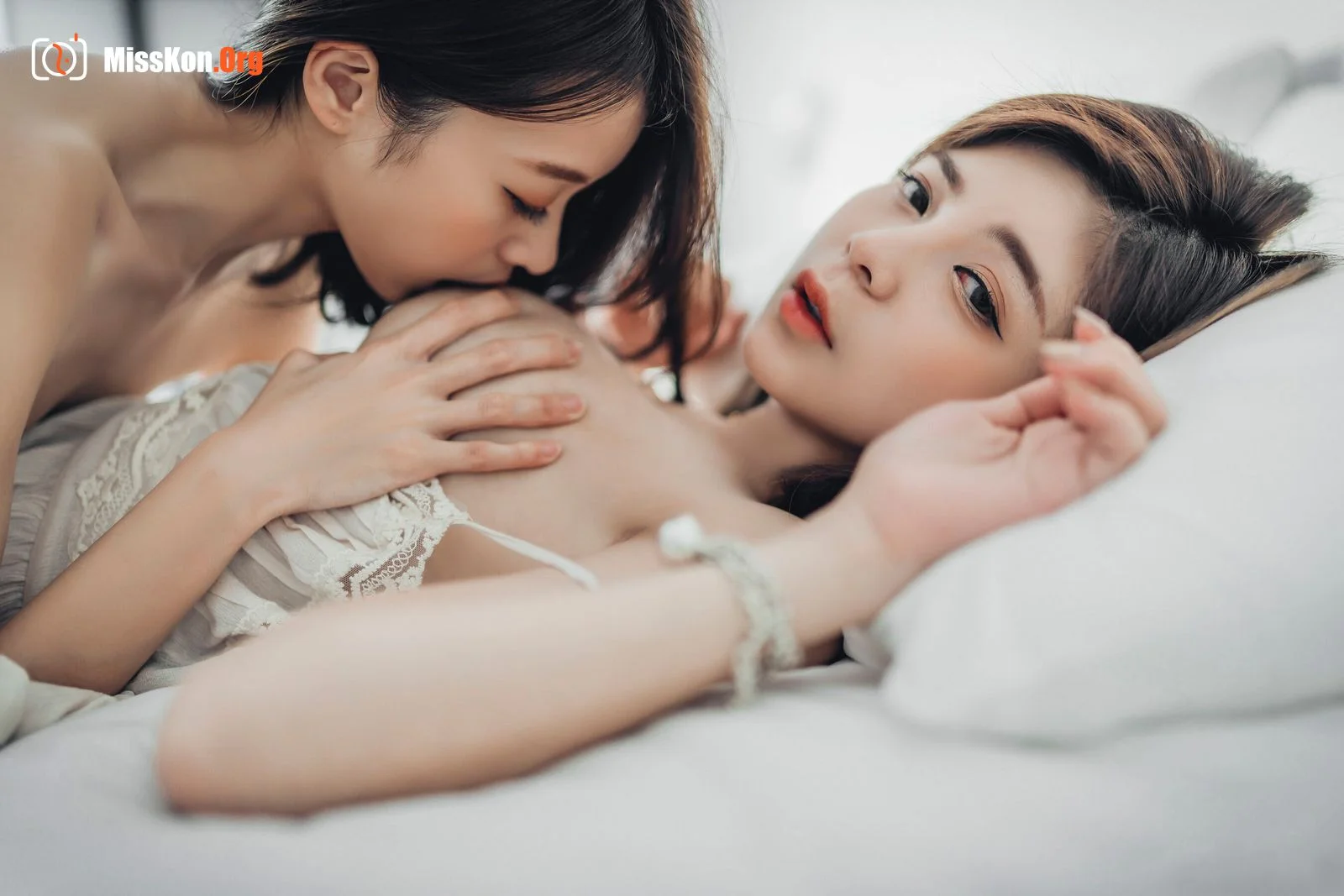 Yan Yan: Double 2 - Photo 63