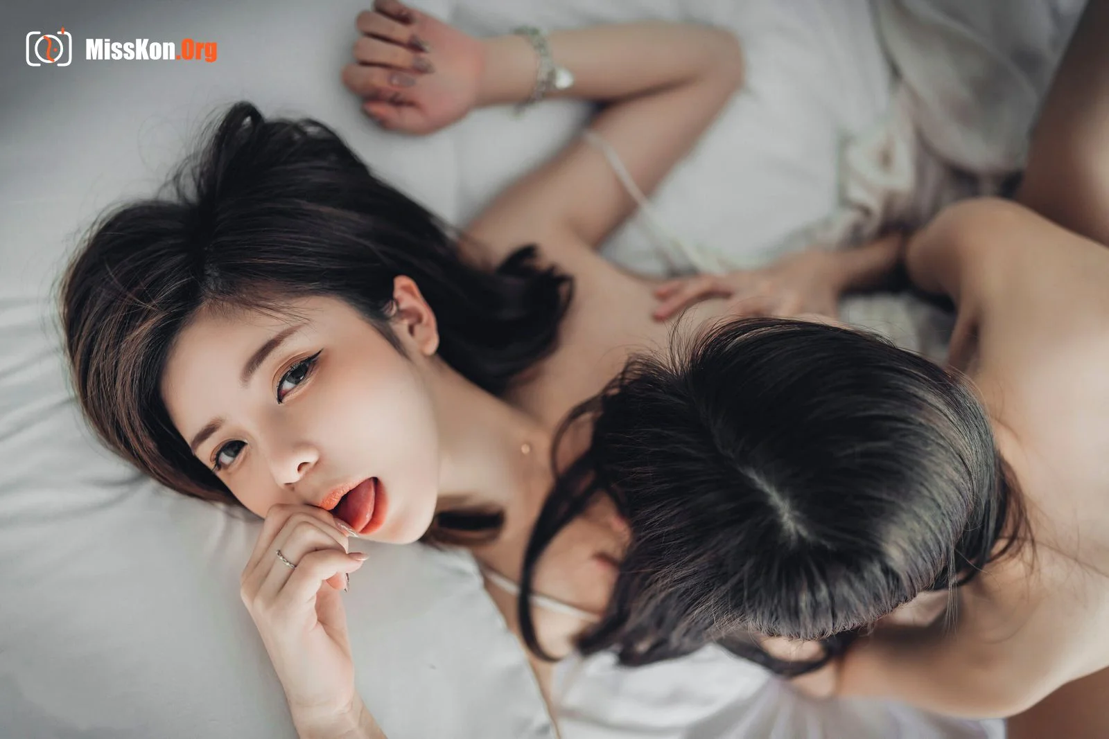 Yan Yan: Double 2 - Photo 64