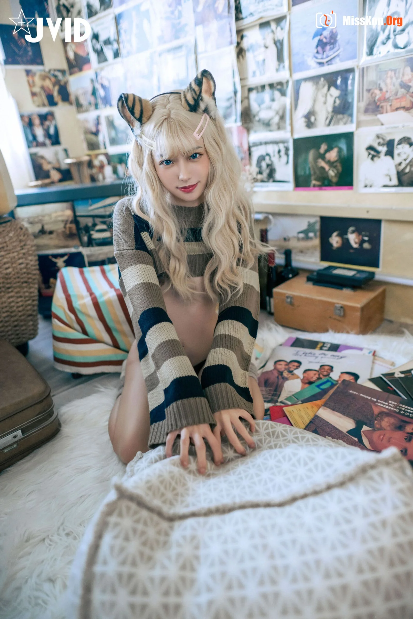 Yan Yan: Invading the Kitten's Nest - Photo 17