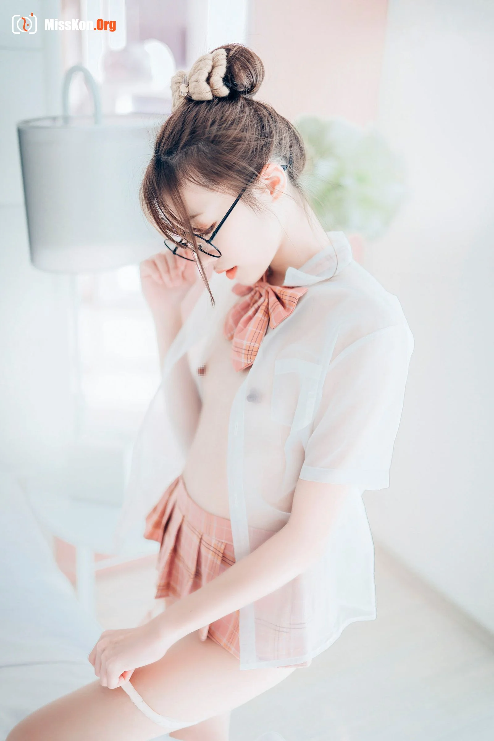 Yan Yan: Single M - Photo 30