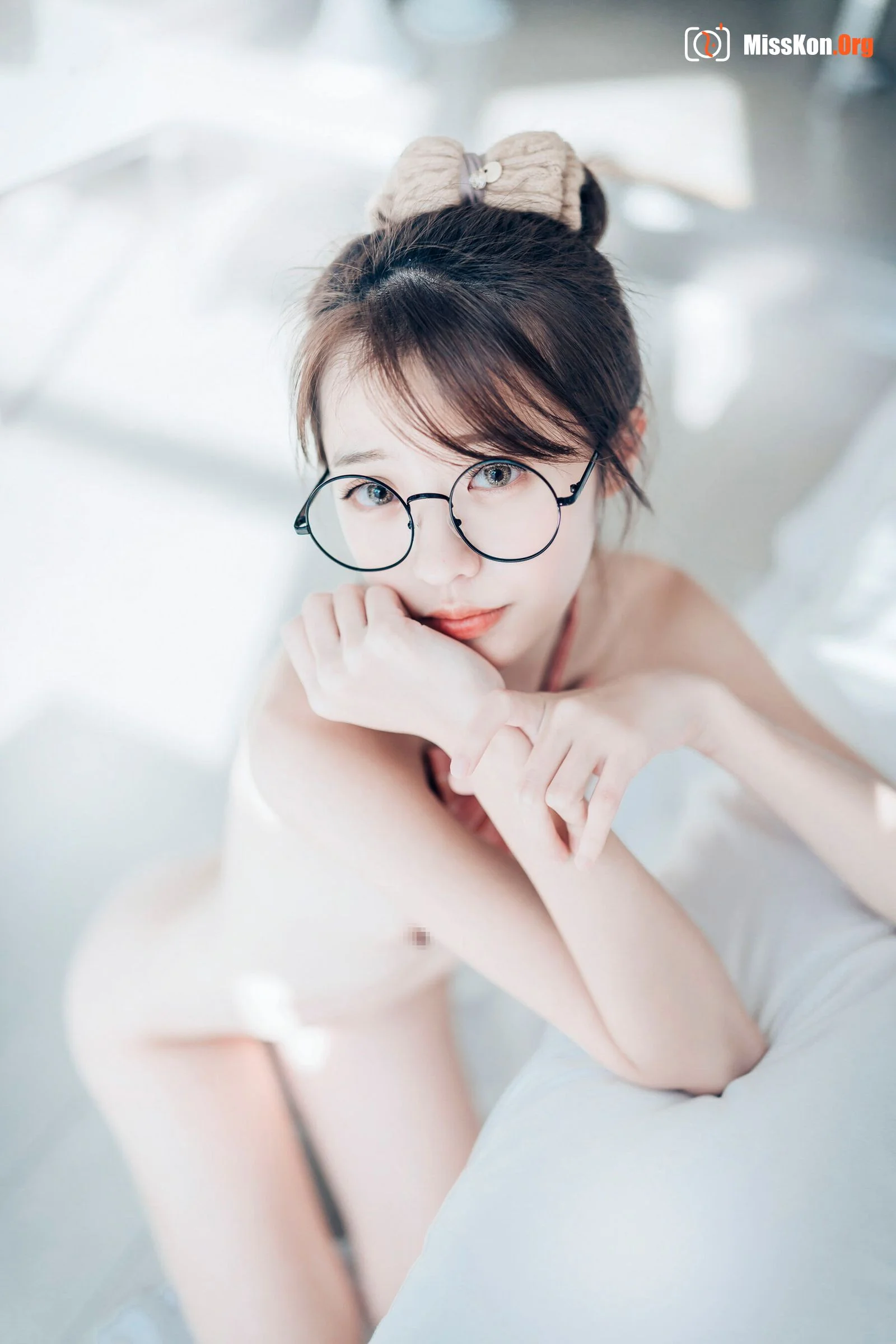 Yan Yan: Single M - Photo 74