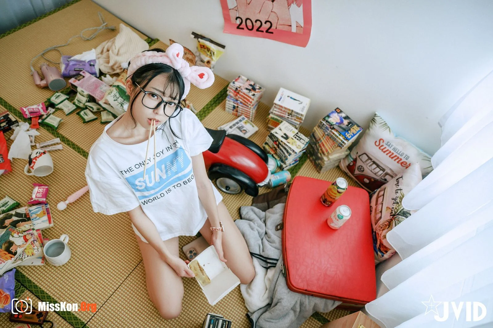 Yan Yan: The Secret Daily Life of the Dried Fish Girl - Photo 14