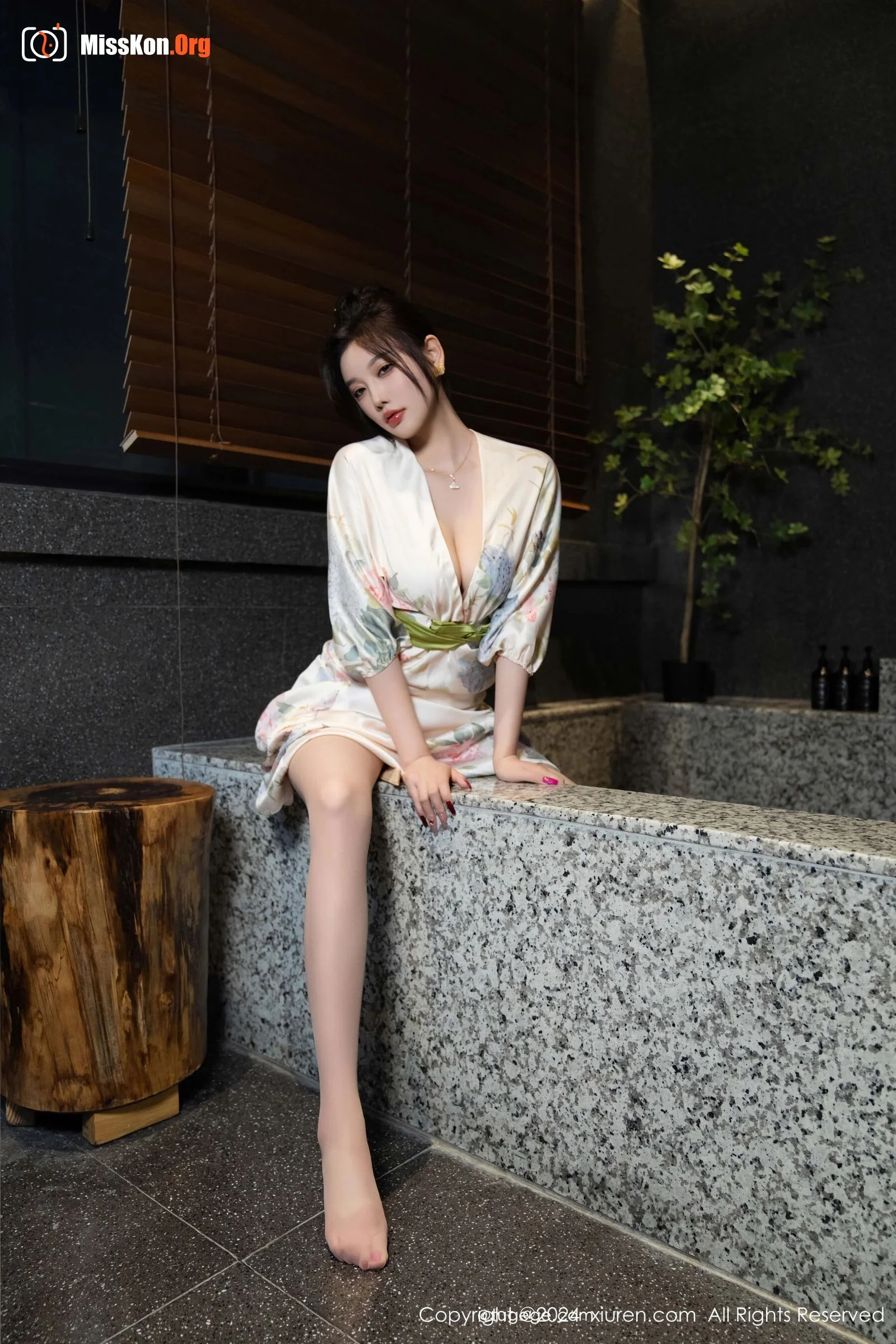 Yang Chenchen - Photo 57