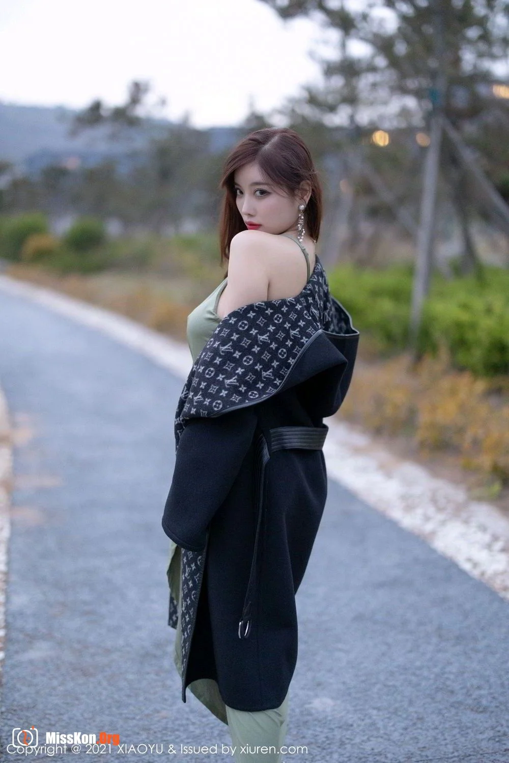 Yang Chenchen - Photo 31