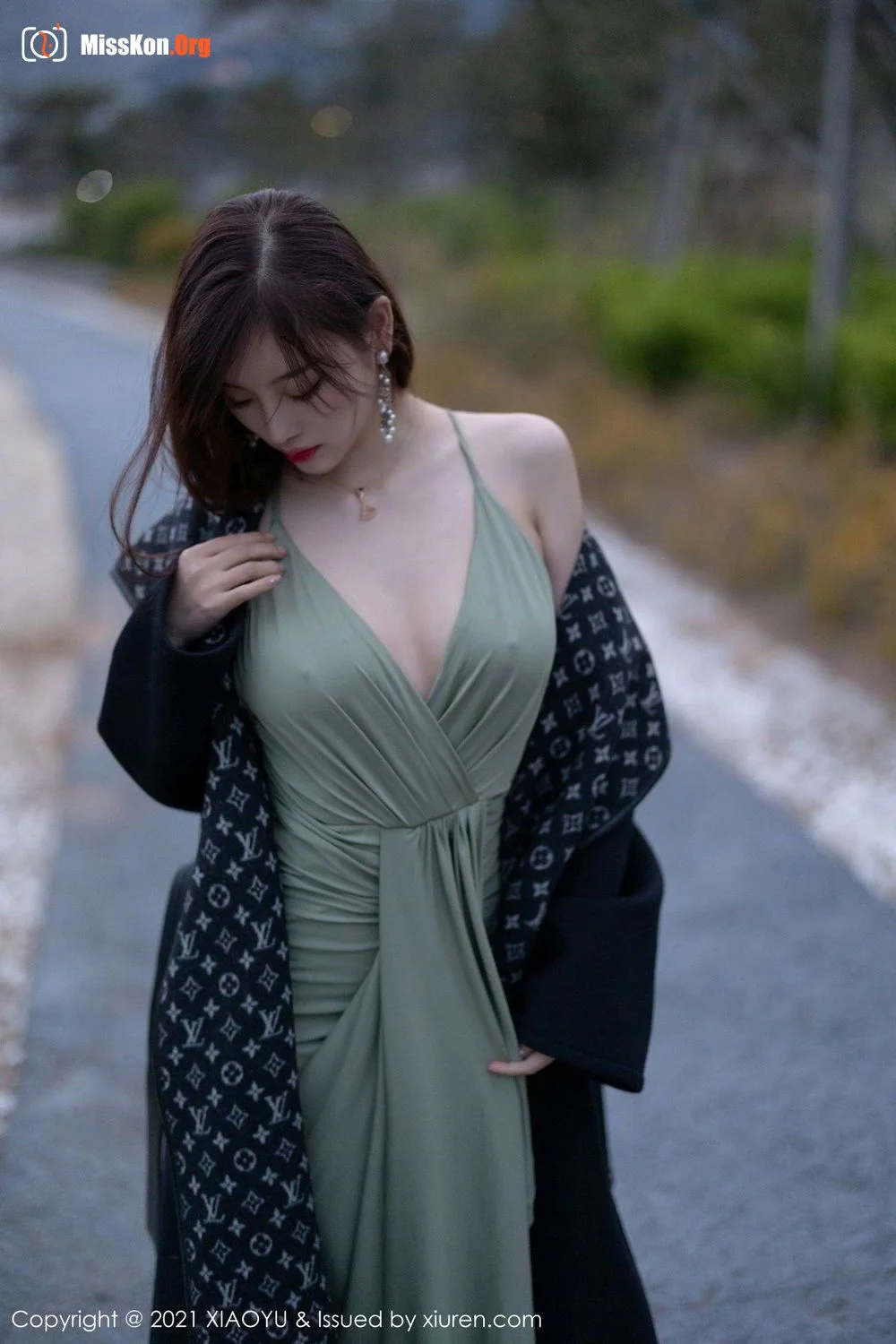 Yang Chenchen - Photo 33