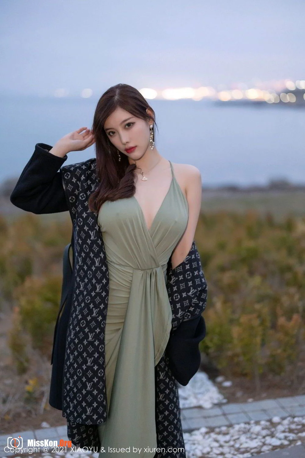 Yang Chenchen - Photo 40