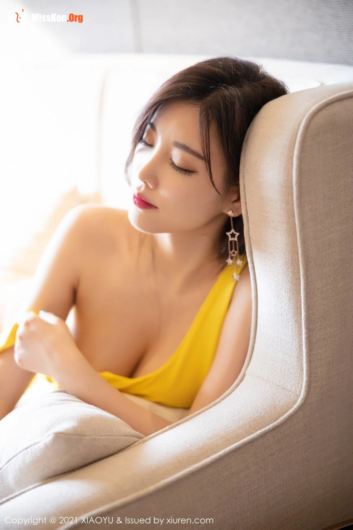 Yang Chenchen - Photo 64