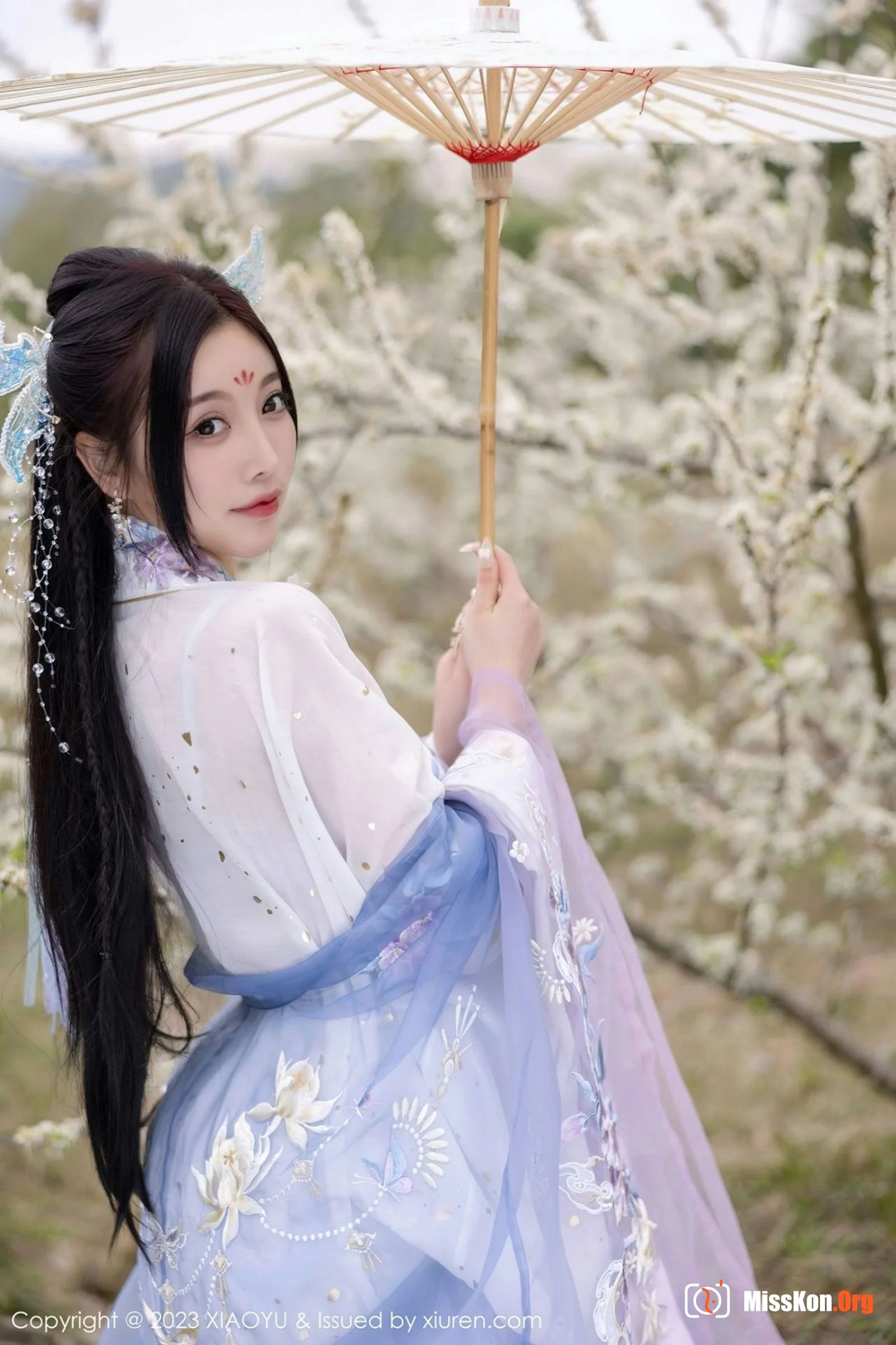 Yang Chenchen - Photo 30