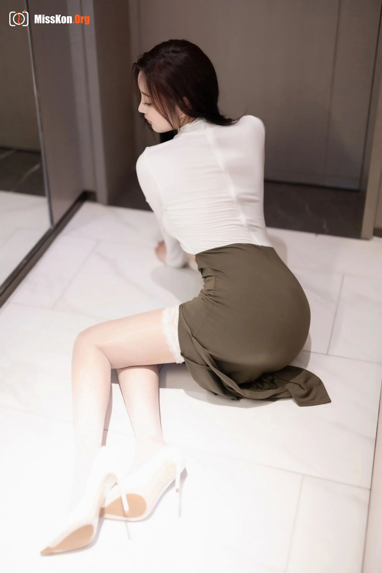 Yang Chenchen - Photo 14