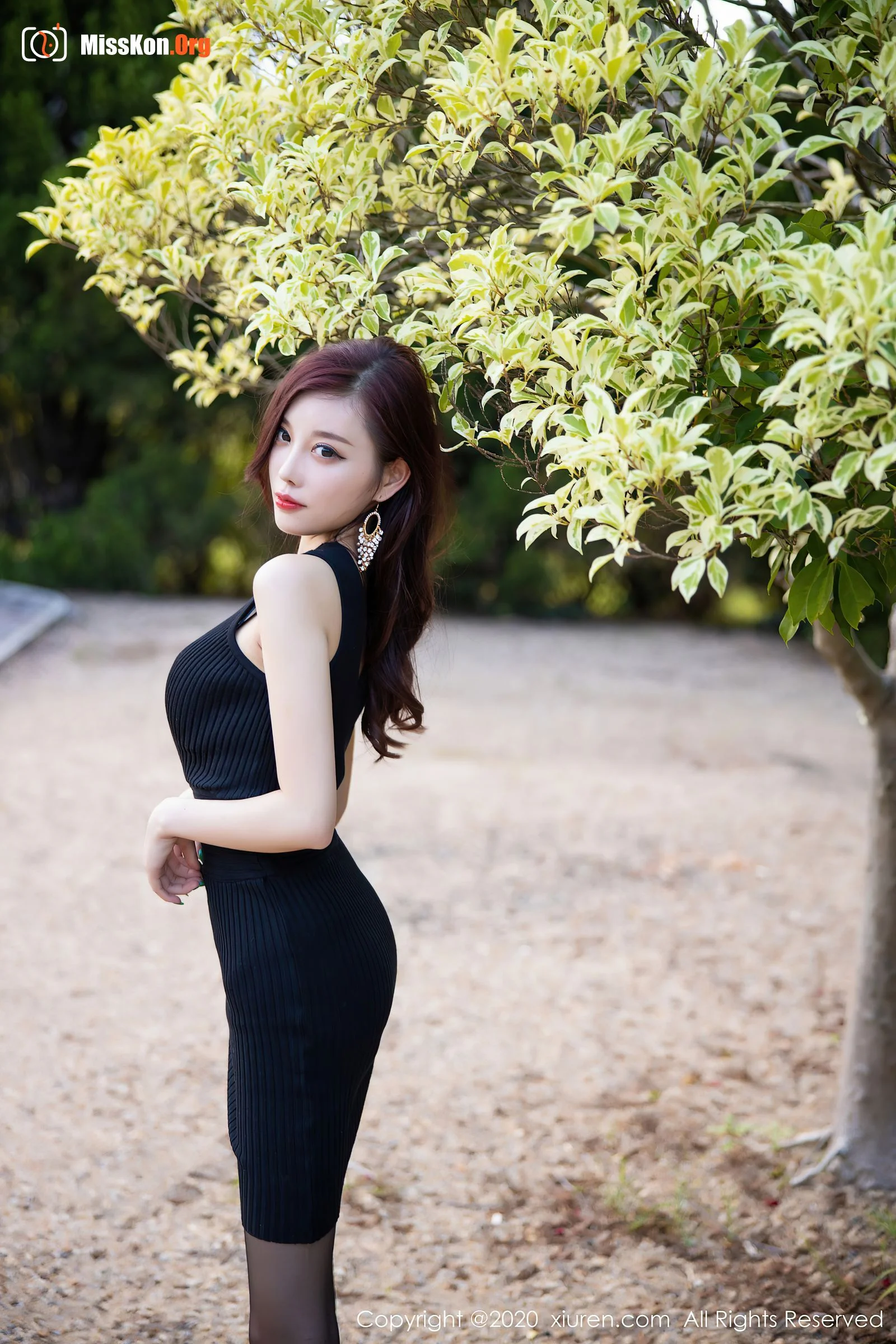 Yang Chenchen - Photo 74