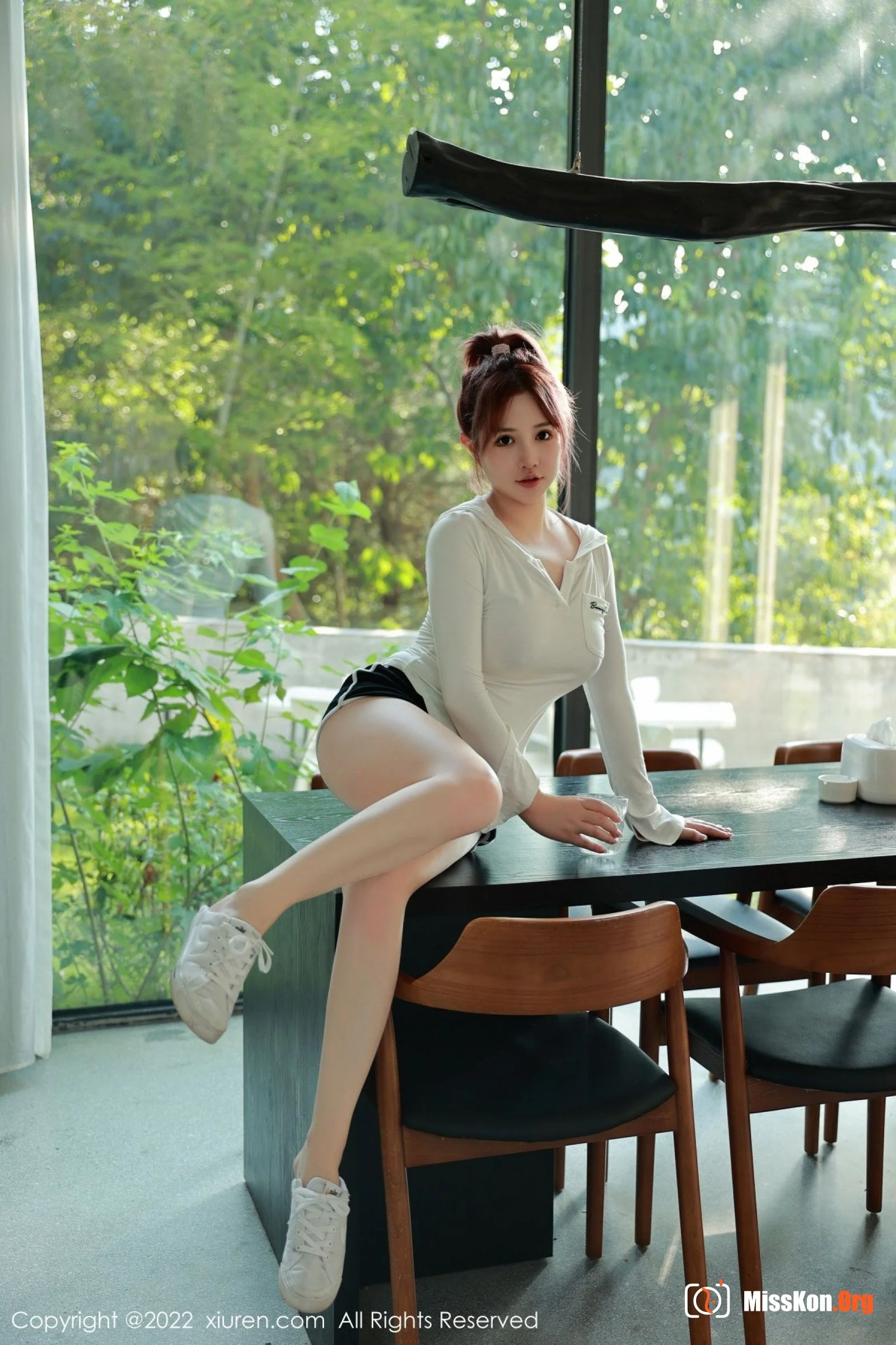 Yang Leduo - Photo 34